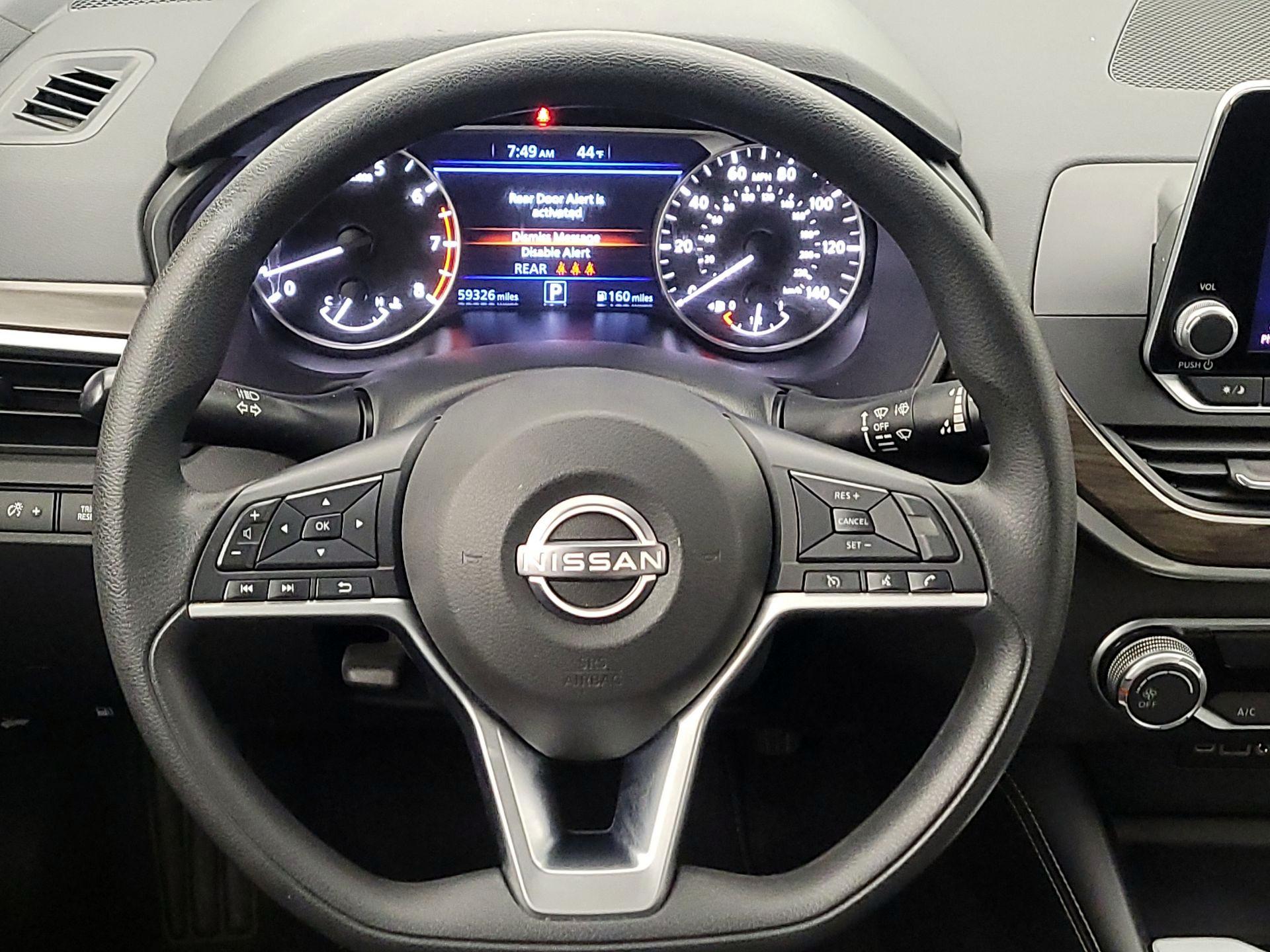 Thumbnail: 2023 Nissan Altima - 10