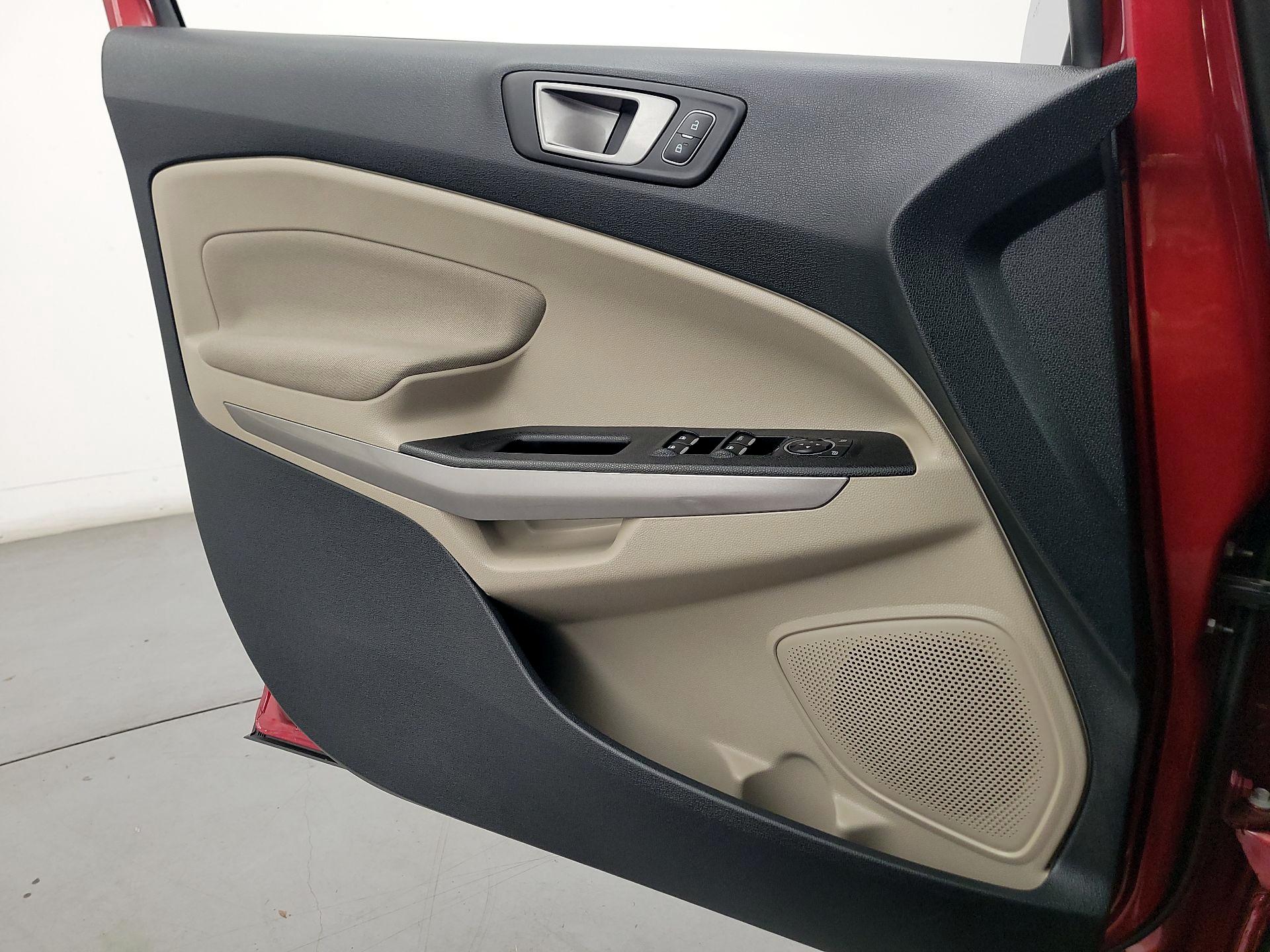 Thumbnail: 2020 Ford EcoSport - 12