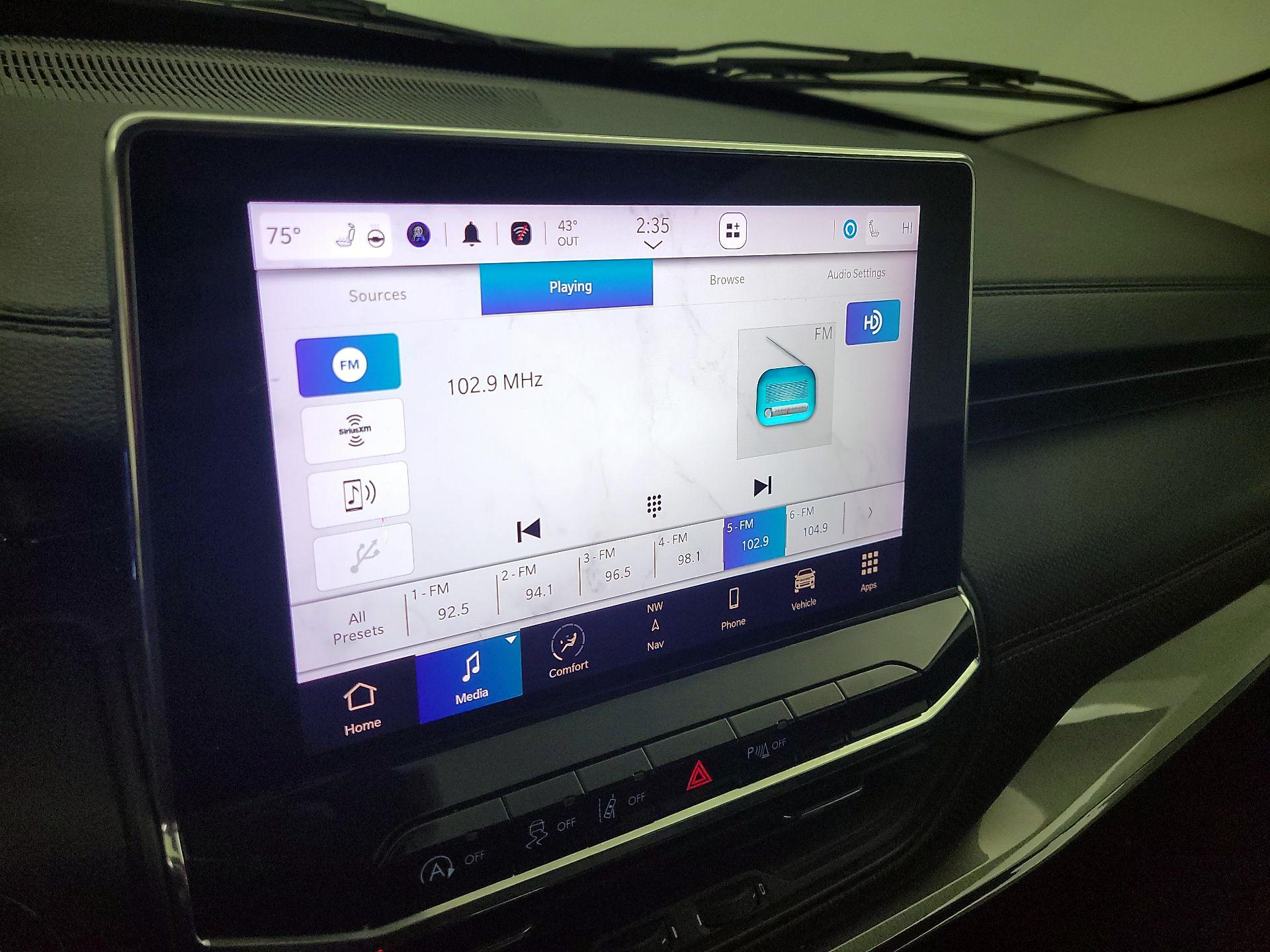 Thumbnail: 2022 Jeep Compass - 16