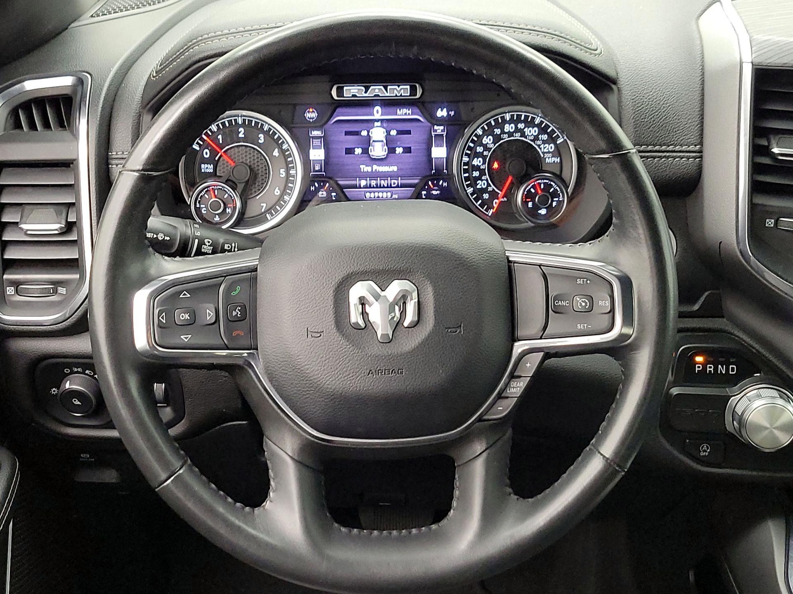 2024 RAM Ram 1500 Pickup Laramie - Photo 11