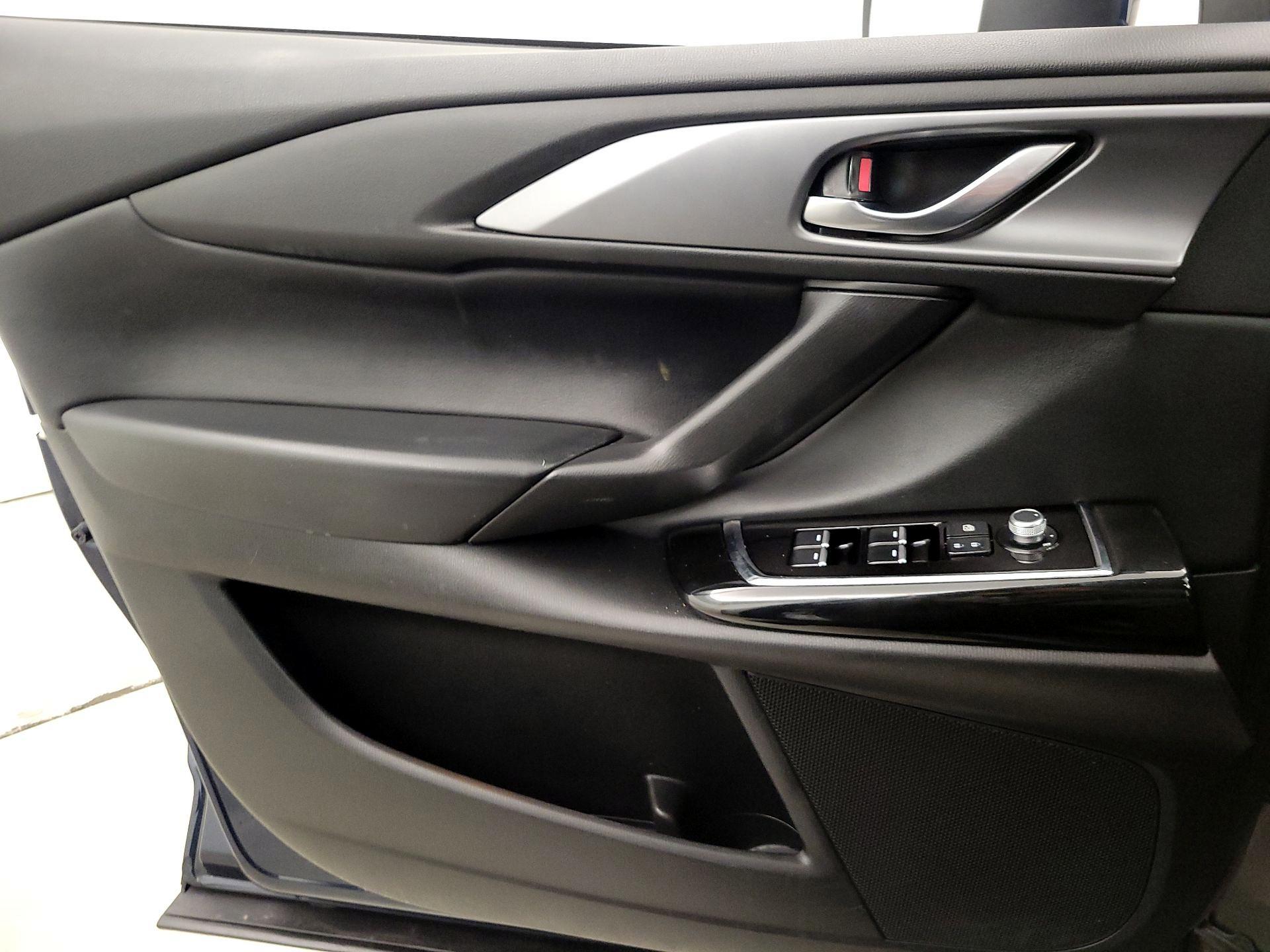 Thumbnail: 2022 Mazda CX-9 - 12