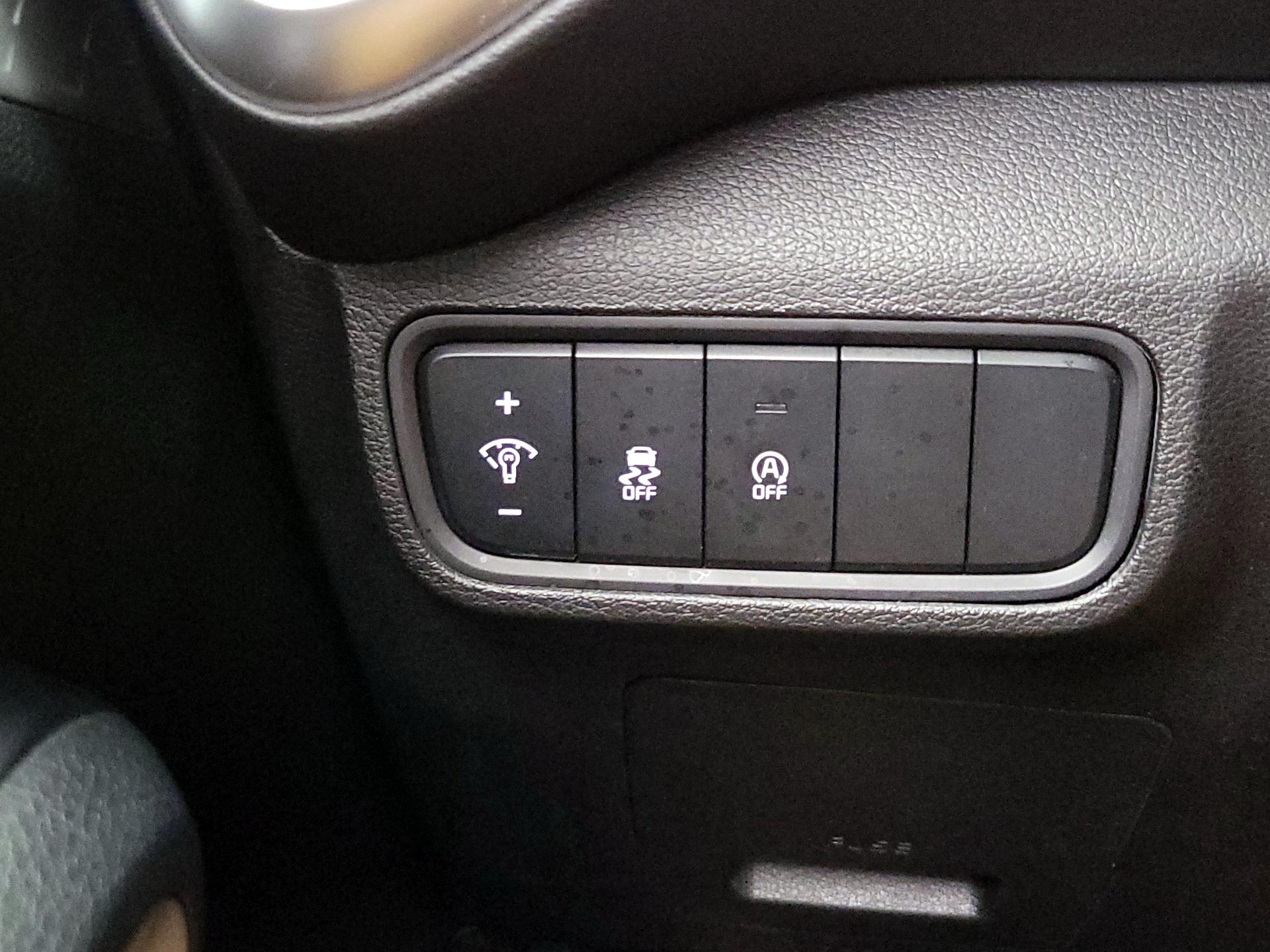 Thumbnail: 2023 Kia Soul - 13