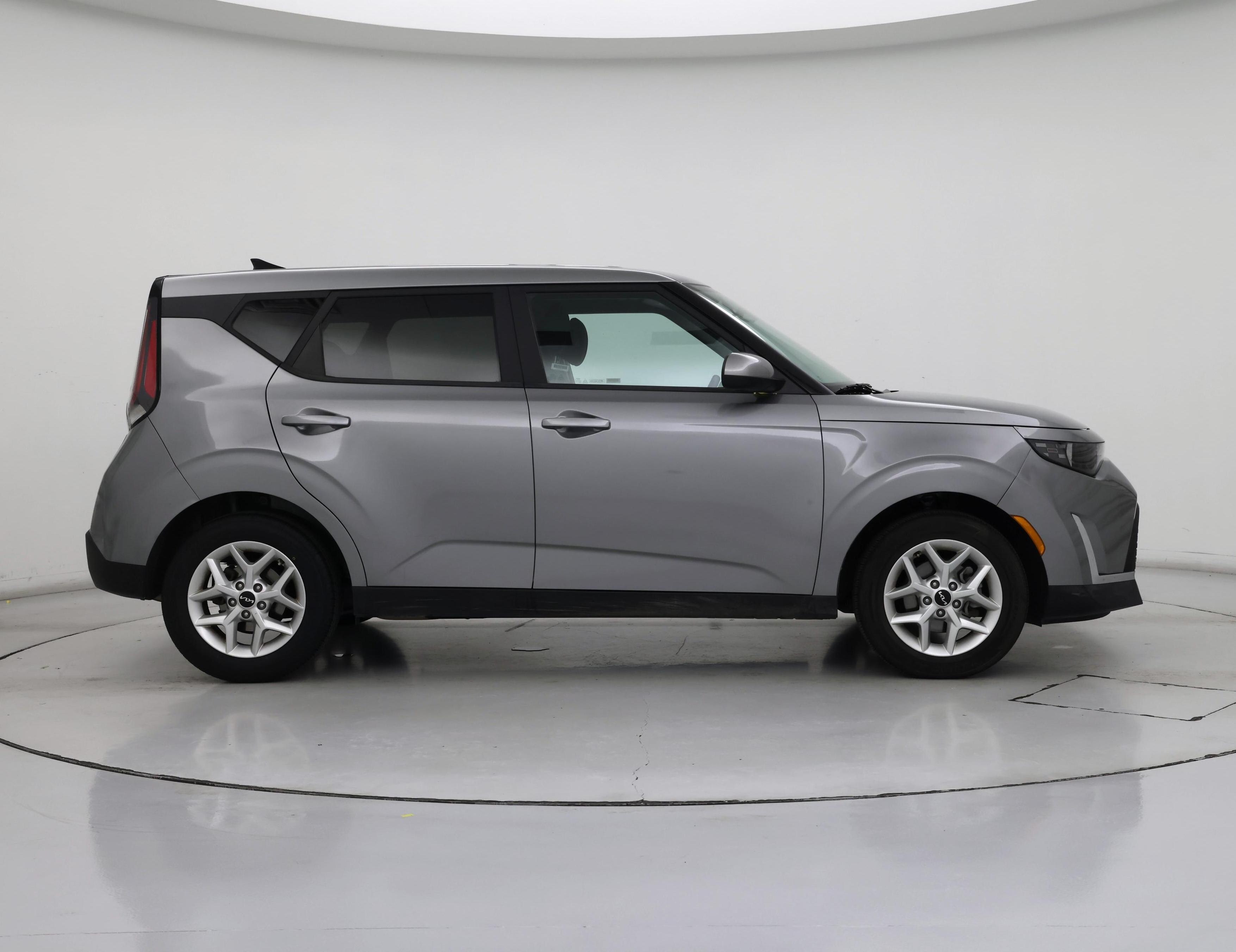 Thumbnail: 2023 Kia Soul - 7