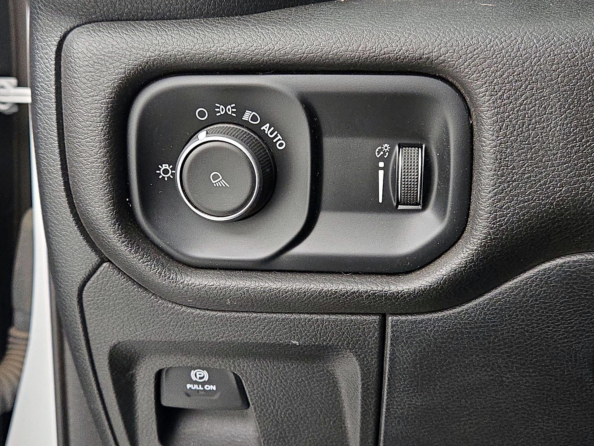 Thumbnail: 2021 RAM 1500 - 13