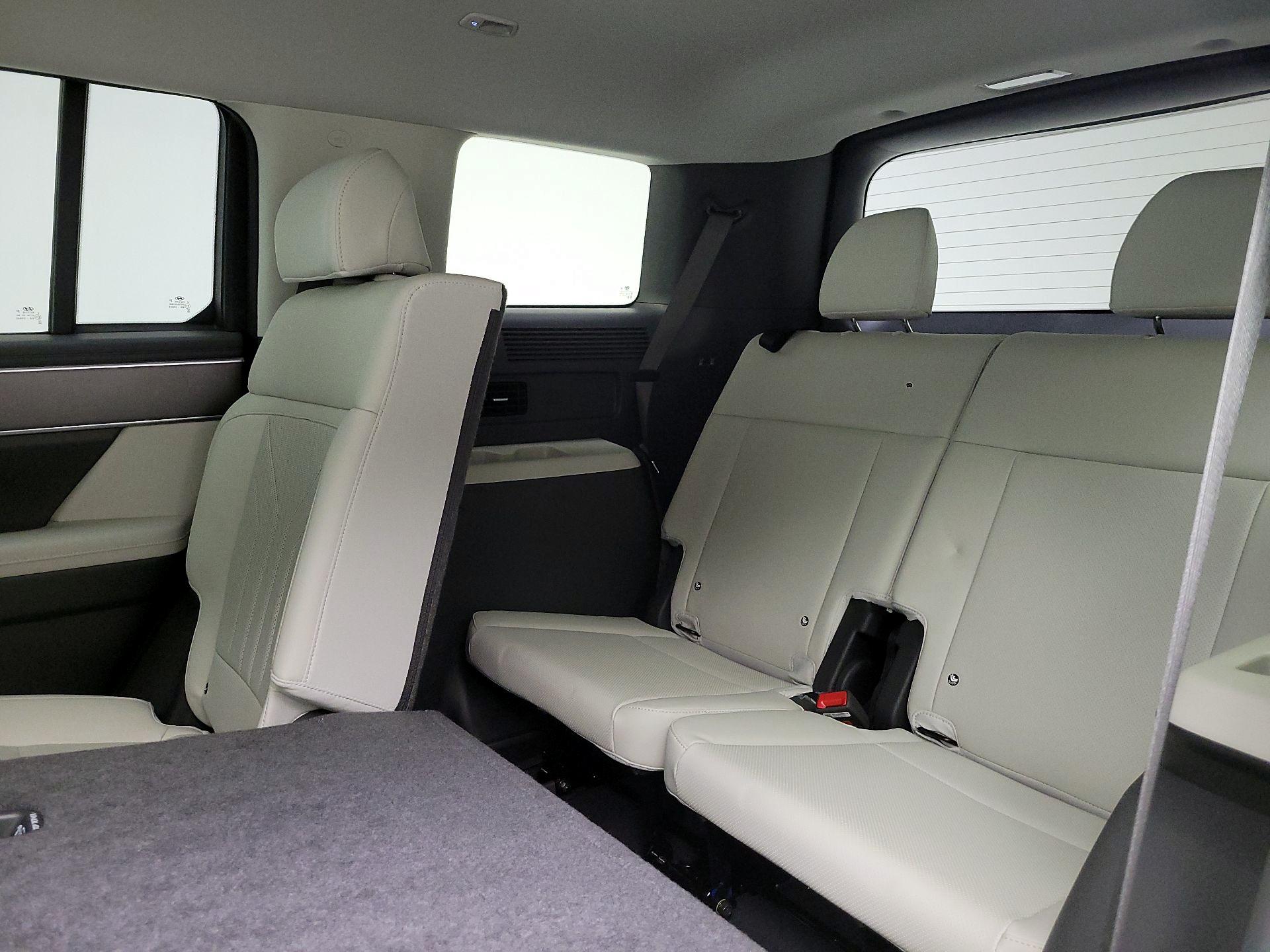 Thumbnail: 2025 Hyundai Santa Fe - 20