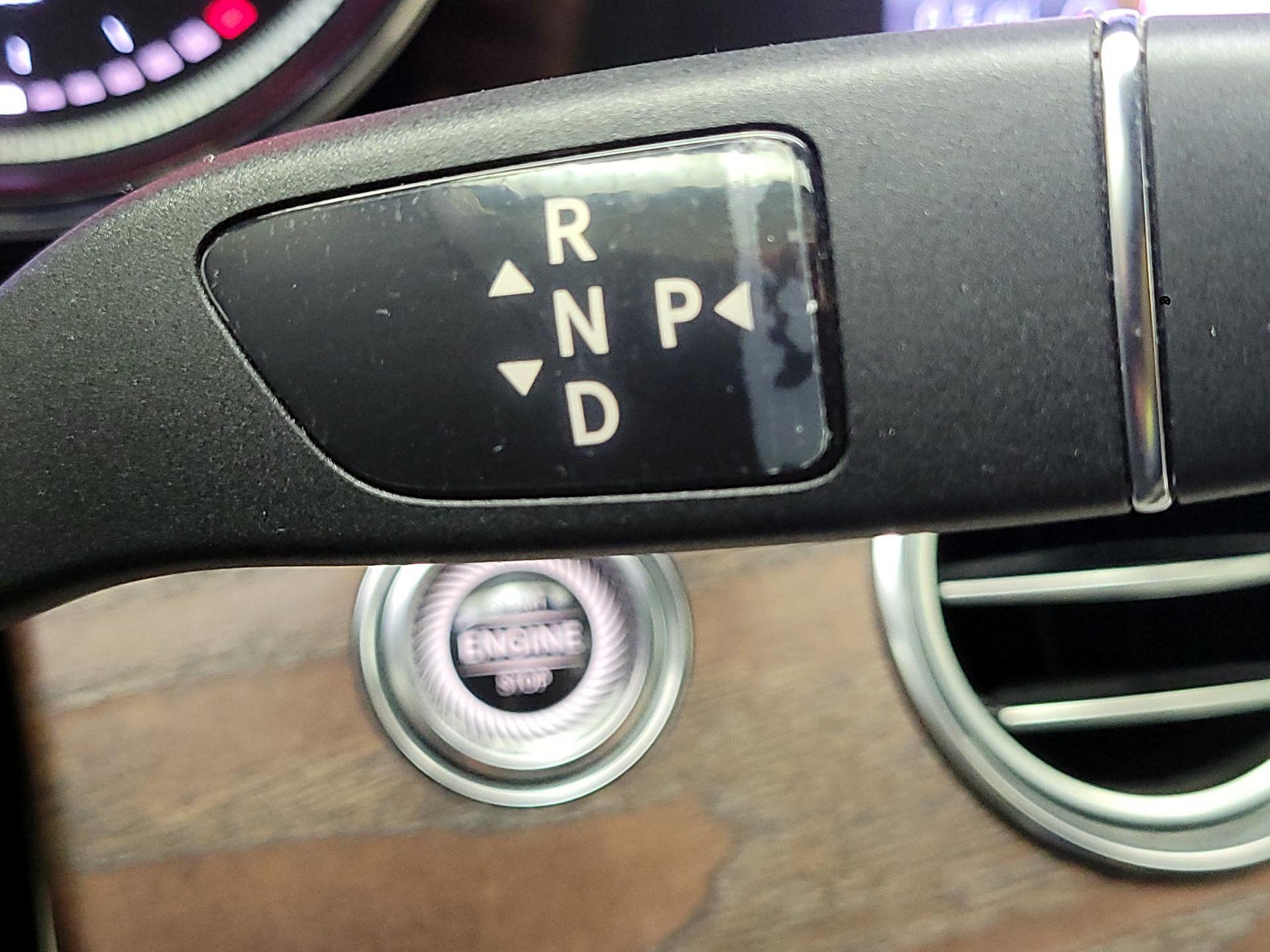 Thumbnail: 2017 Mercedes-Benz E-Class - 18