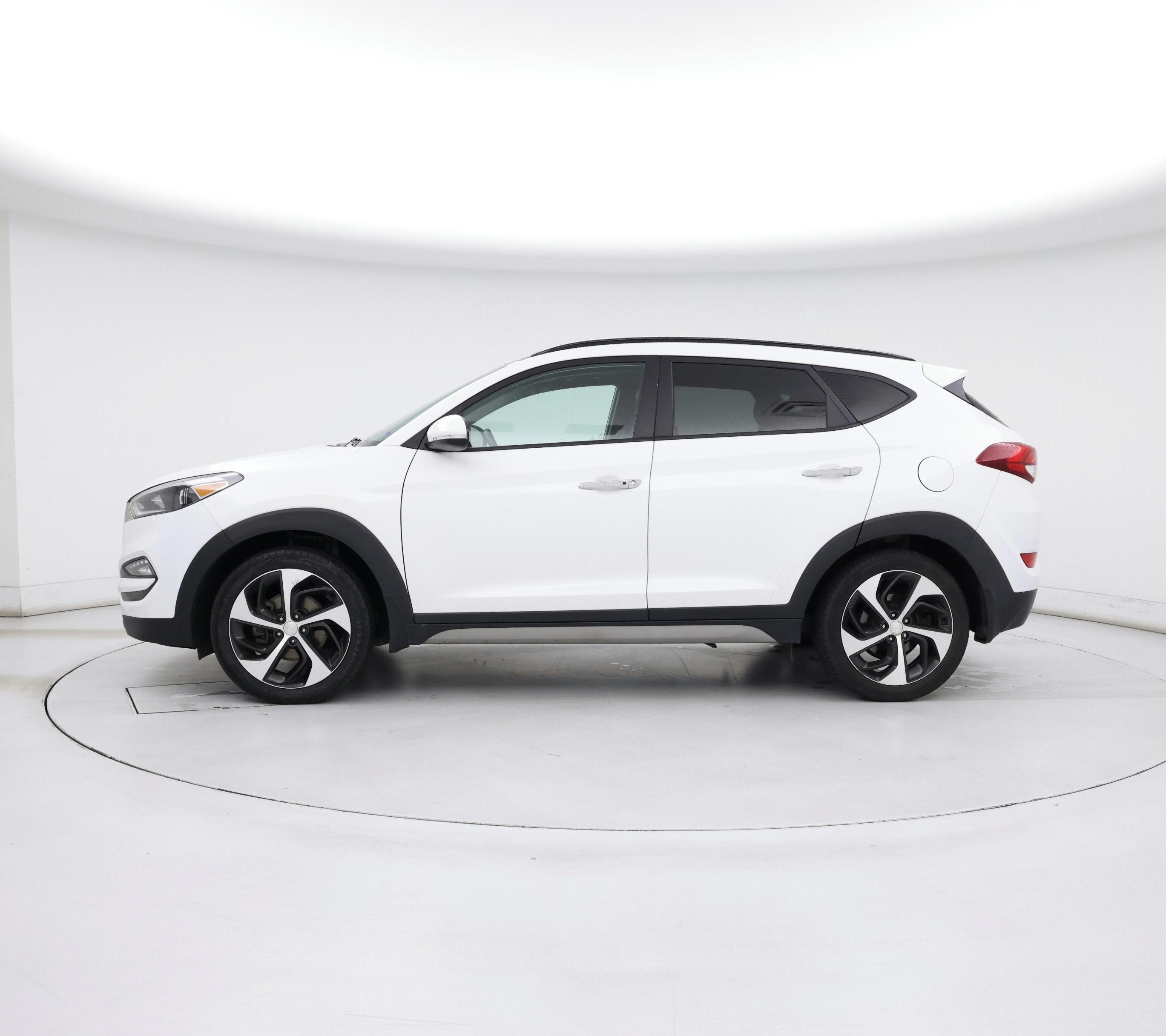 Thumbnail: 2018 Hyundai Tucson - 3
