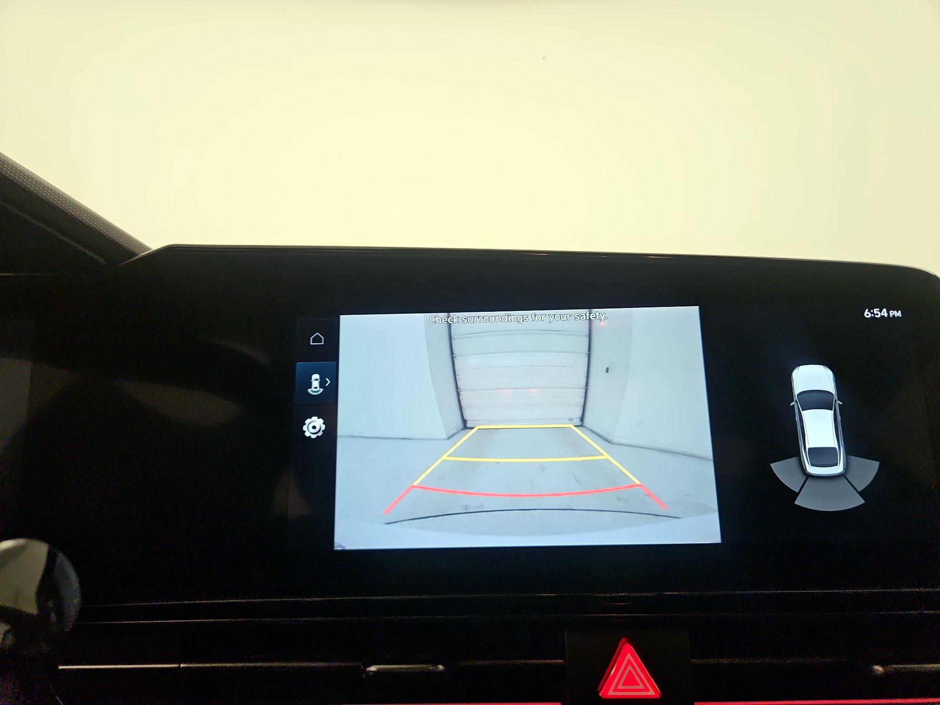 Thumbnail: 2023 Hyundai Elantra - 15