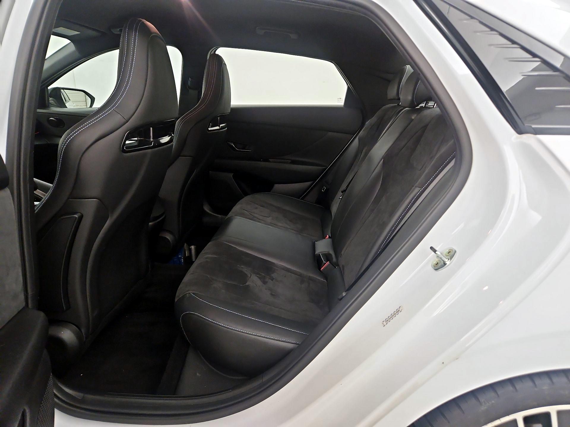 Thumbnail: 2023 Hyundai Elantra - 20