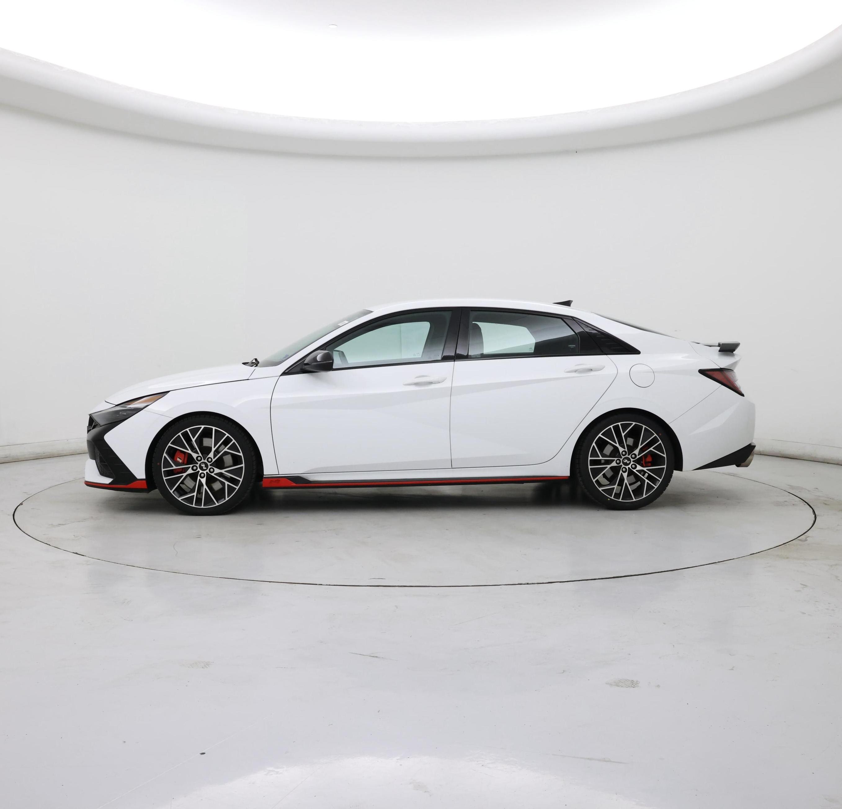 Thumbnail: 2023 Hyundai Elantra - 3