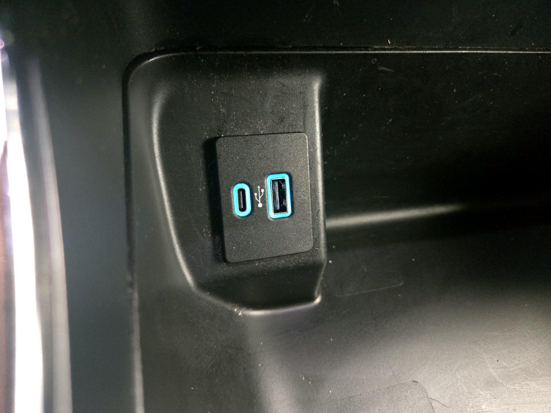 Thumbnail: 2023 Ford F-150 - 19