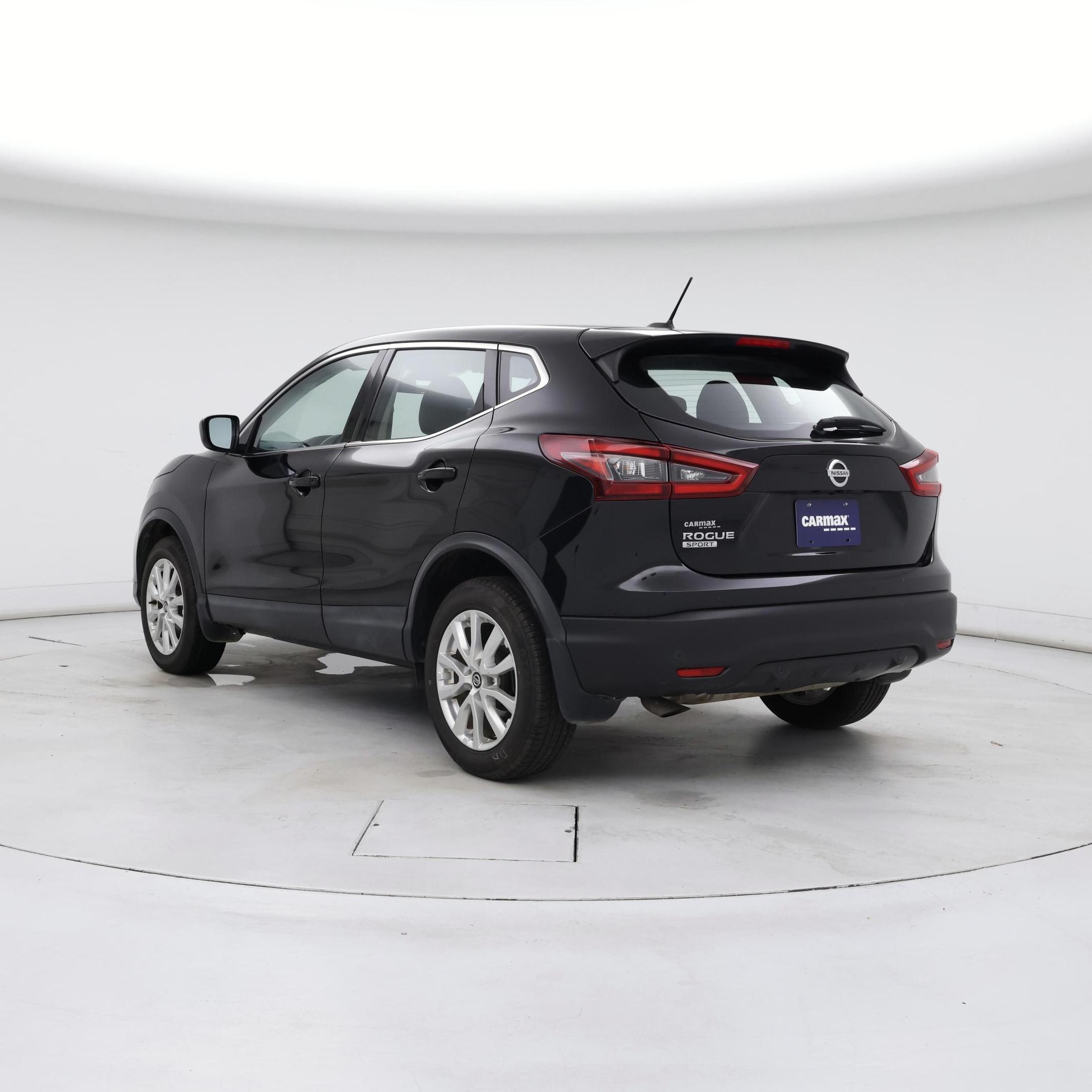 Thumbnail: 2020 Nissan Rogue Sport - 2