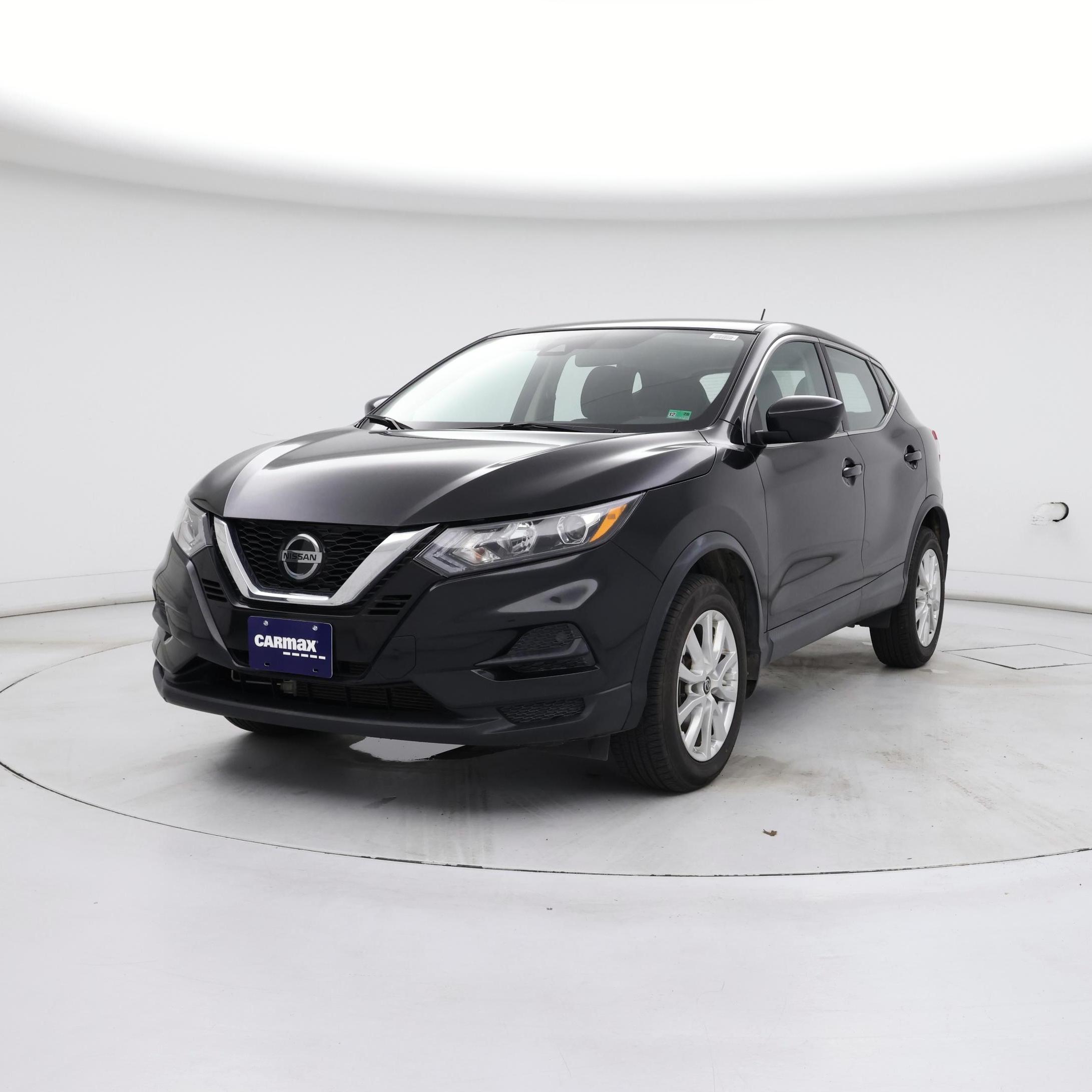 Thumbnail: 2020 Nissan Rogue Sport - 4