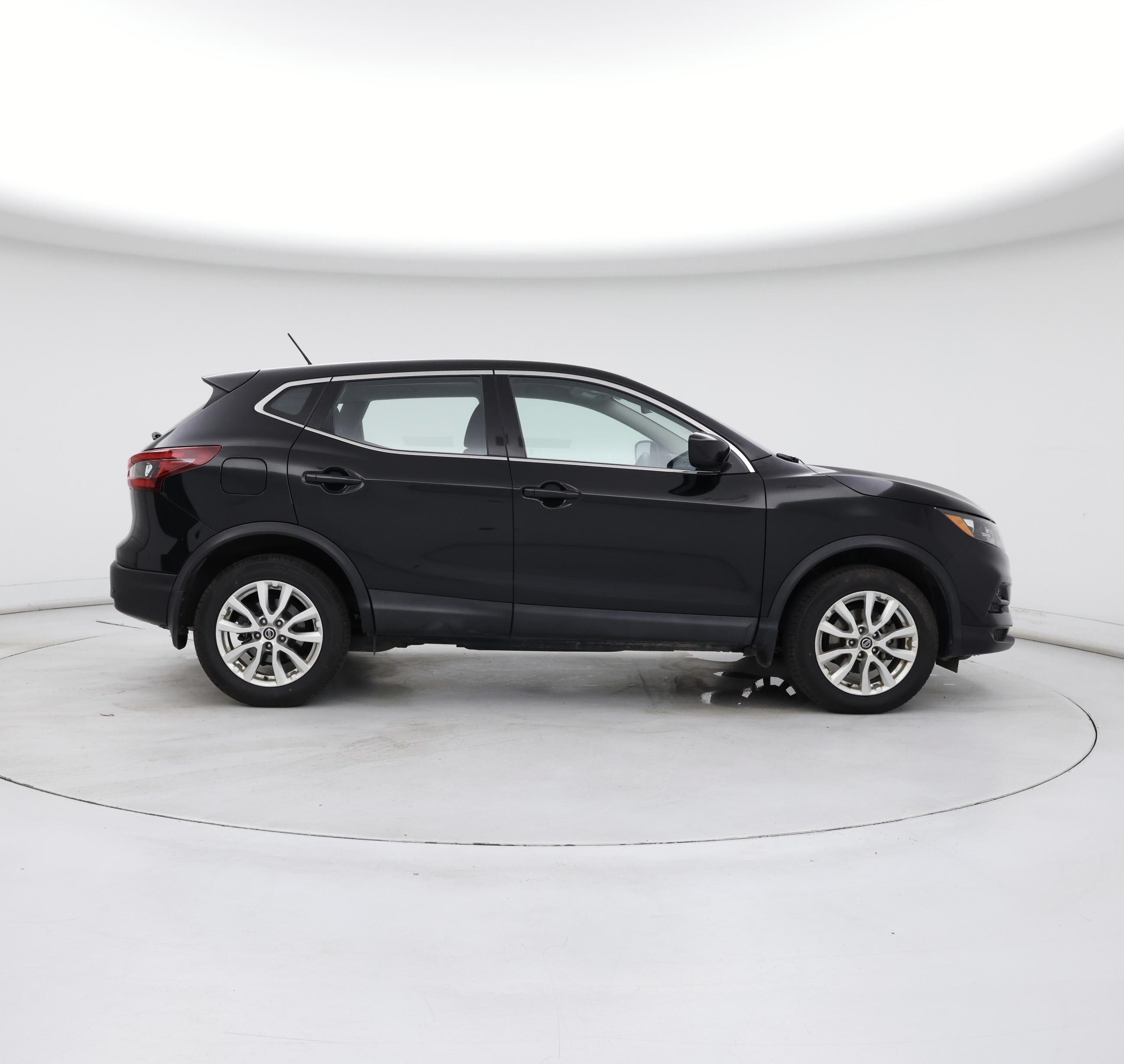Thumbnail: 2020 Nissan Rogue Sport - 7
