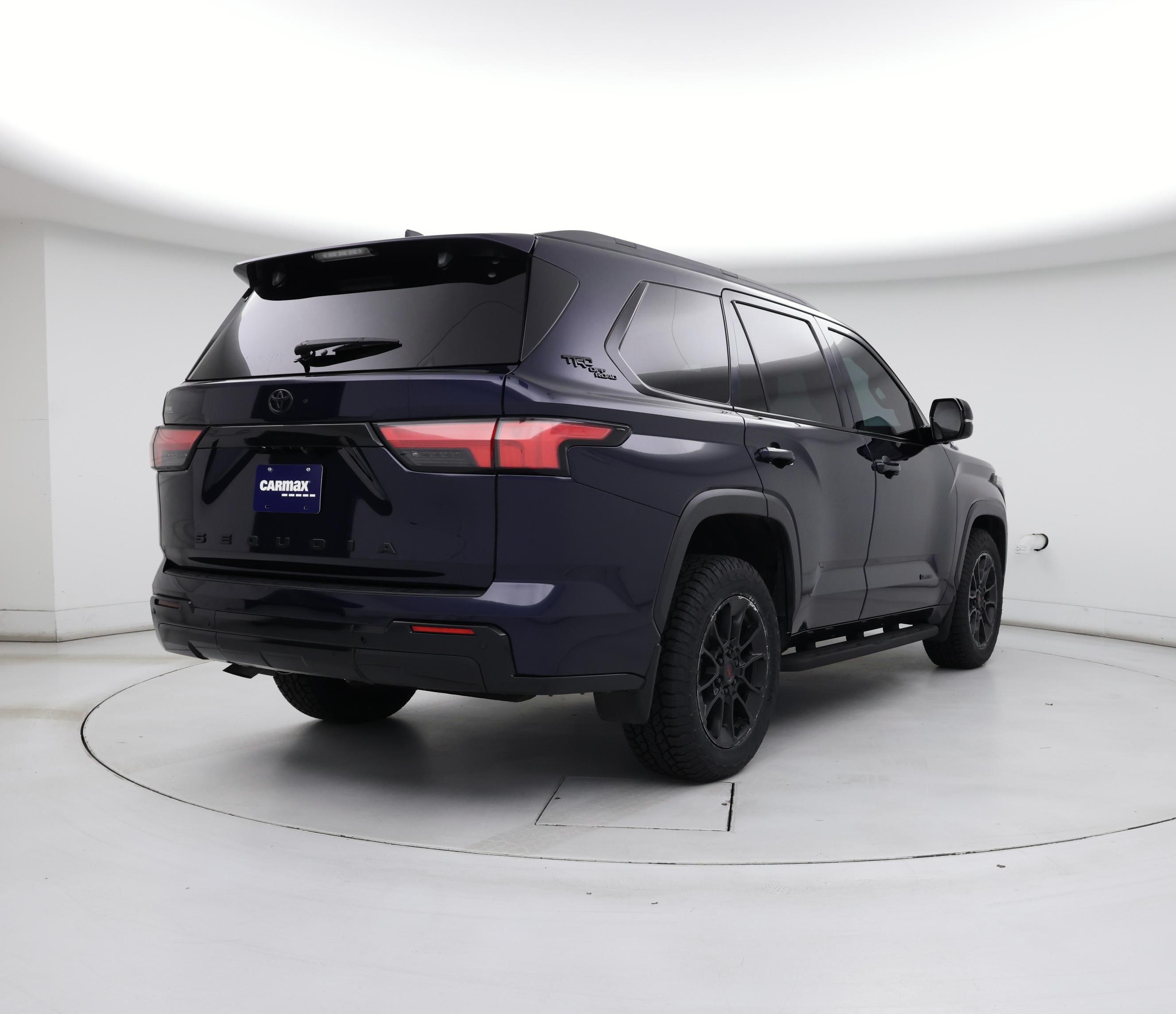 Thumbnail: 2024 Toyota Sequoia - 8