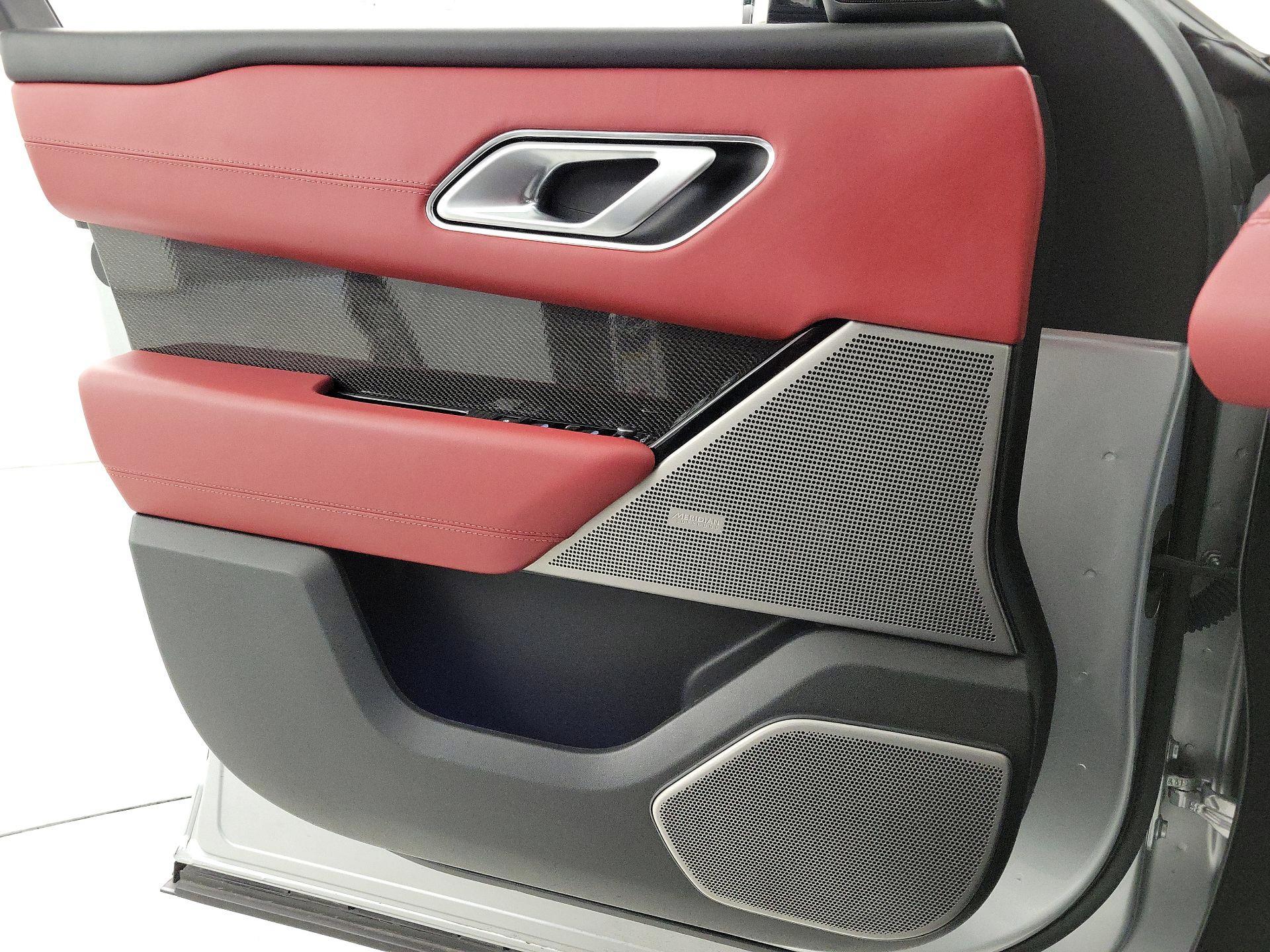 Thumbnail: 2020 Land Rover Range Rover Velar - 12