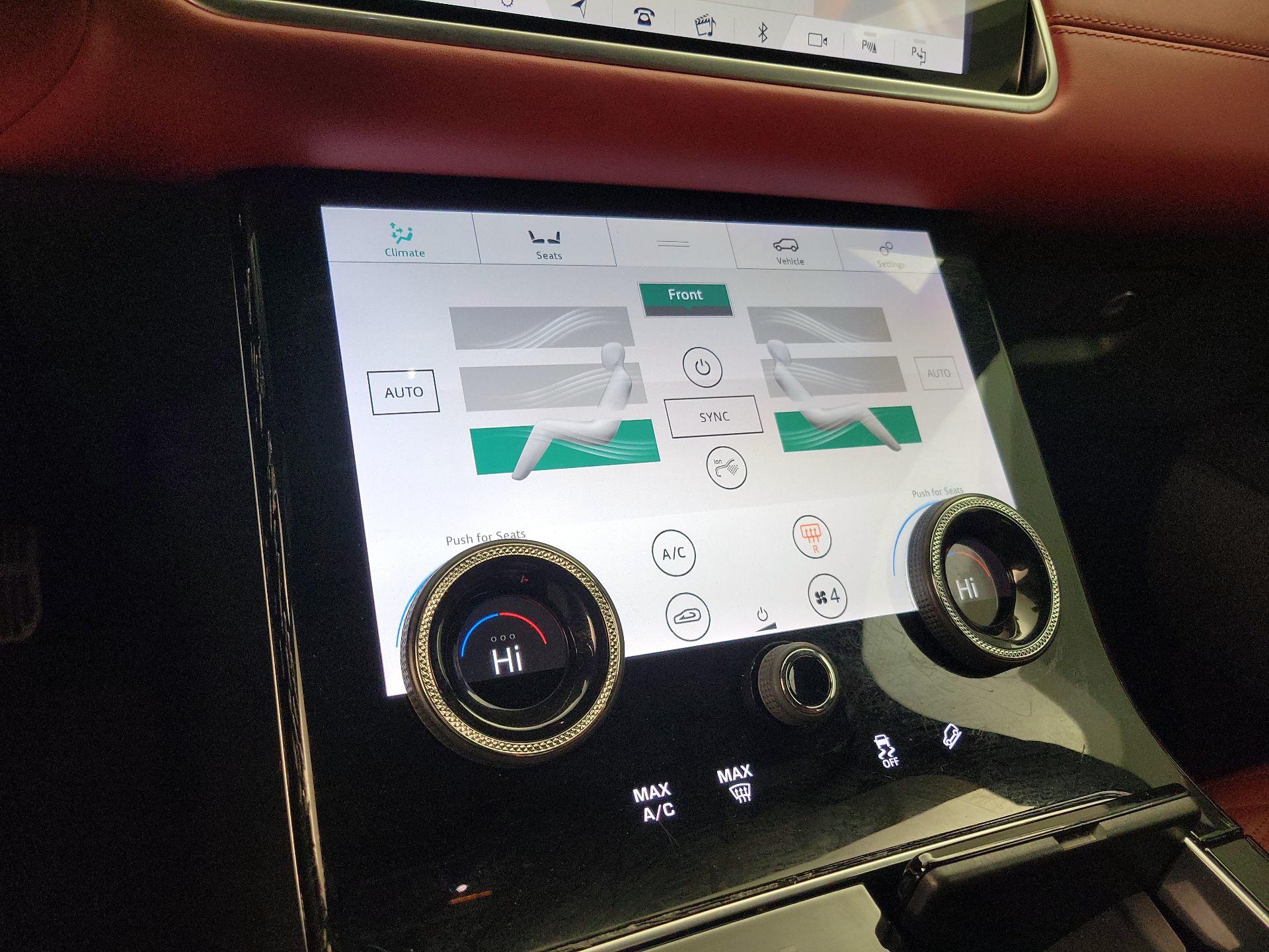 Thumbnail: 2020 Land Rover Range Rover Velar - 17