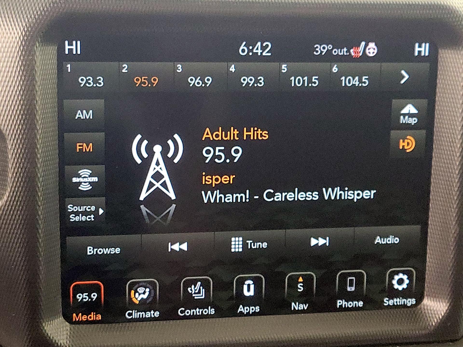 Thumbnail: 2022 Jeep Wrangler - 16