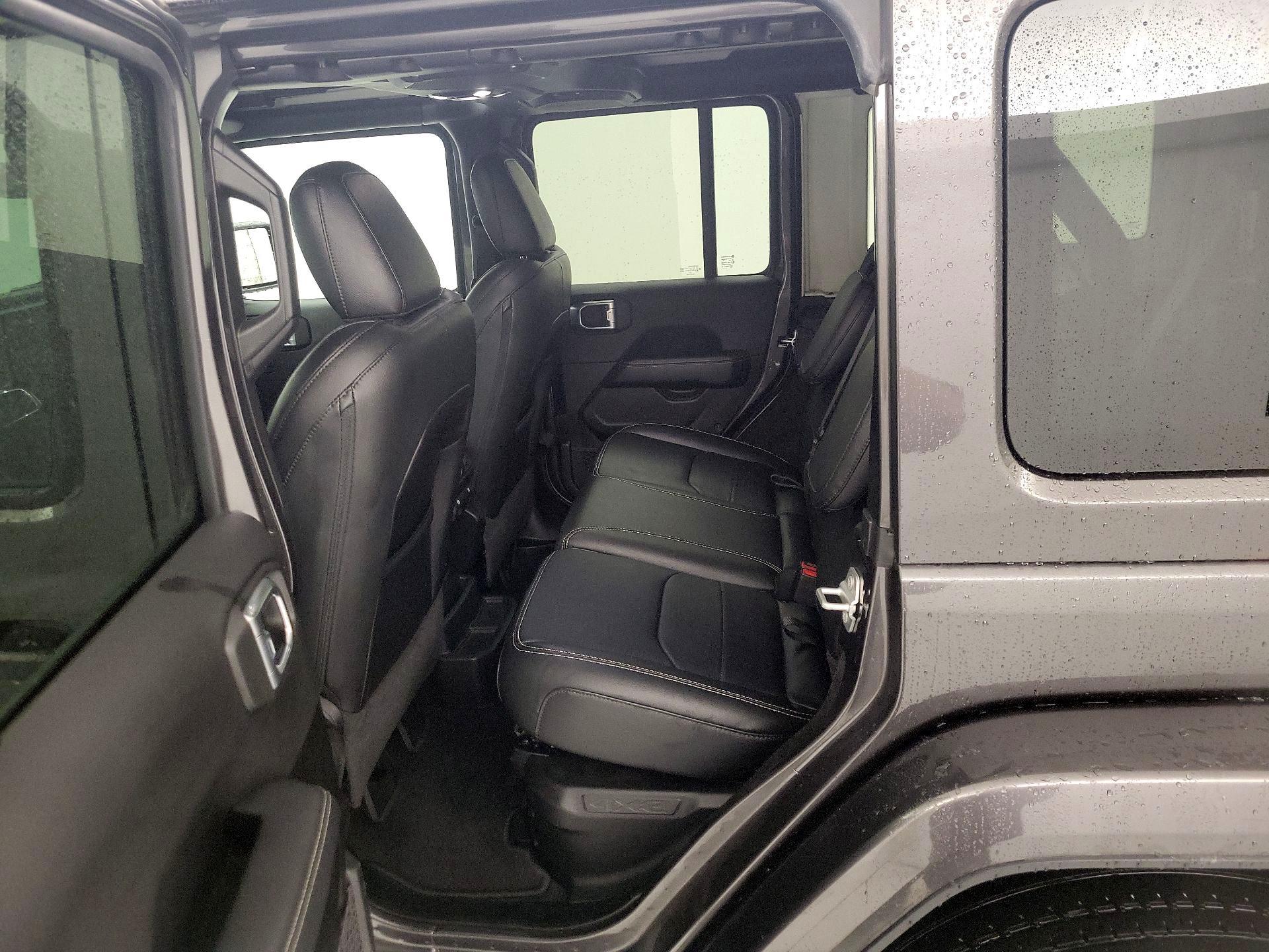 Thumbnail: 2022 Jeep Wrangler - 20