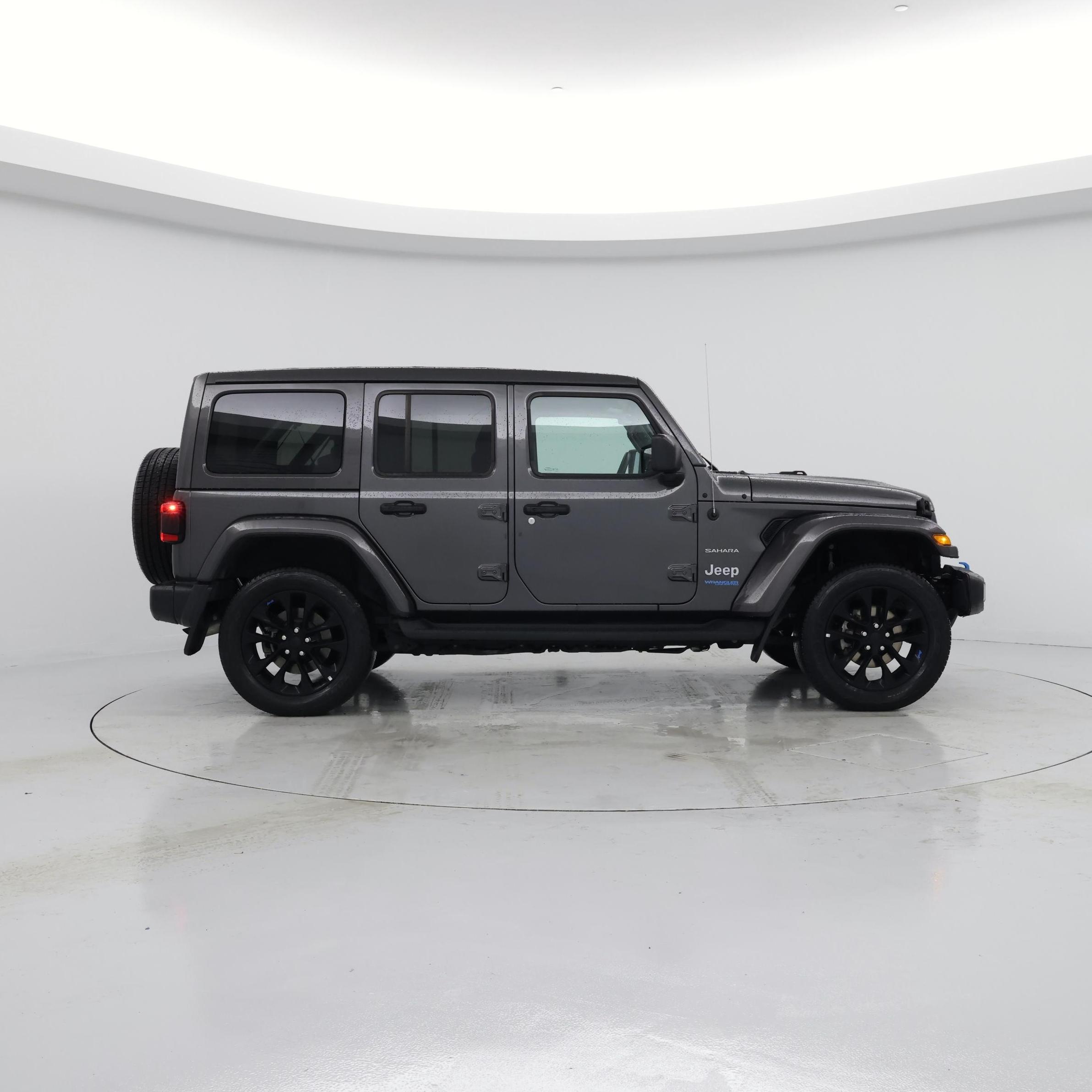 Thumbnail: 2022 Jeep Wrangler - 7