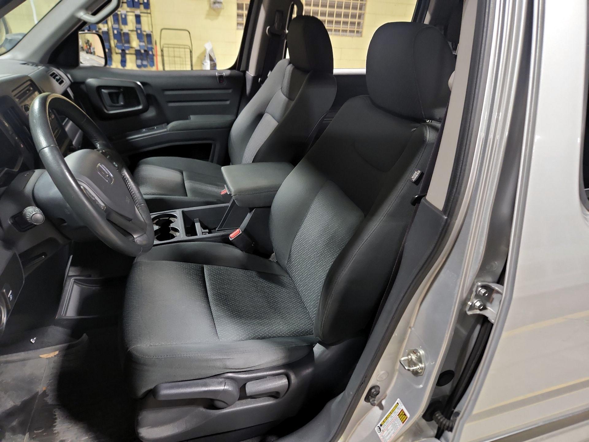 Thumbnail: 2014 Honda Ridgeline - 9