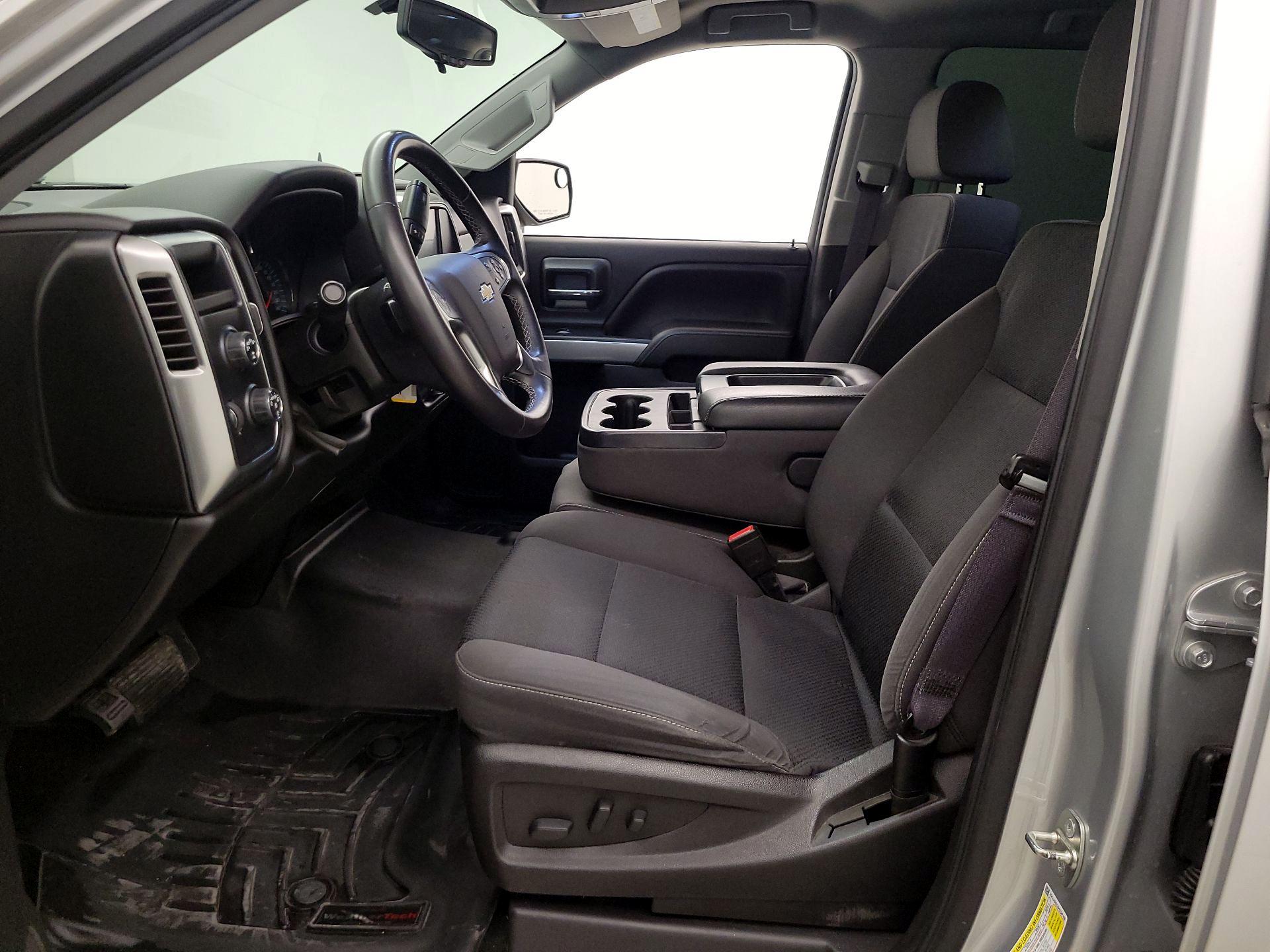 Thumbnail: 2017 Chevrolet Silverado 1500 - 11