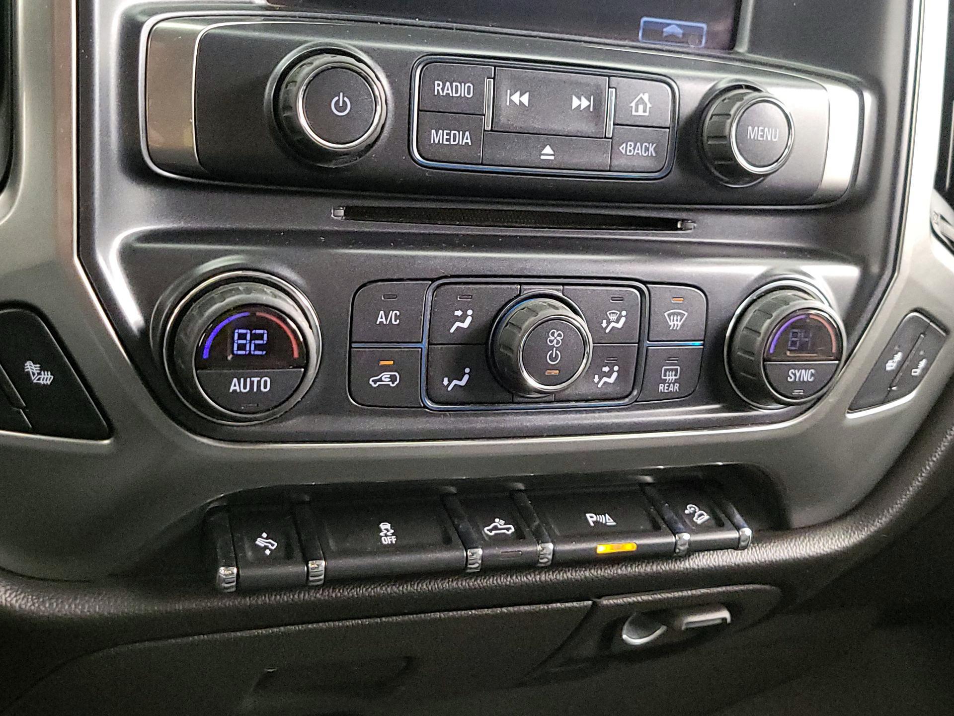 Thumbnail: 2017 Chevrolet Silverado 1500 - 16