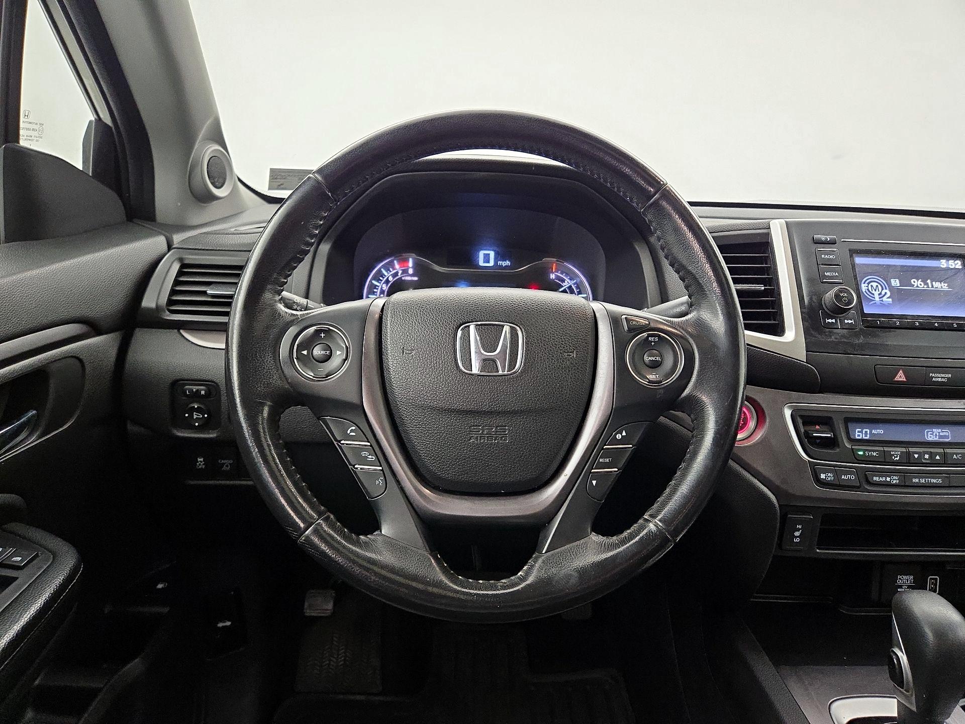 Thumbnail: 2019 Honda Ridgeline - 10