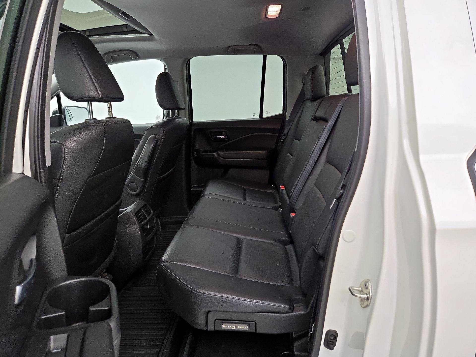 Thumbnail: 2019 Honda Ridgeline - 20