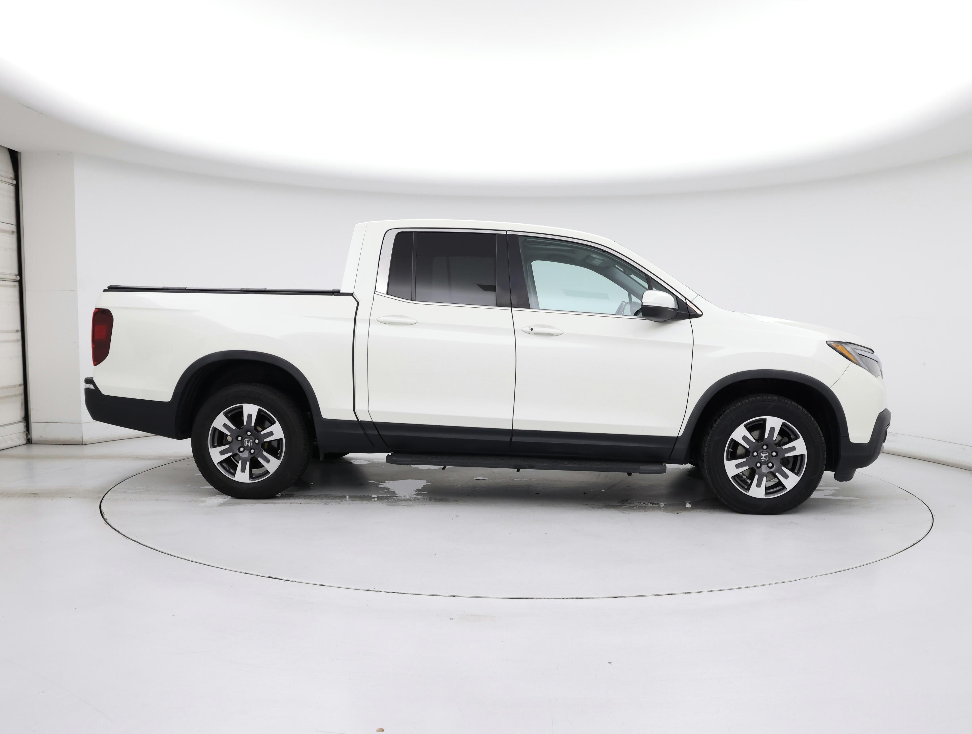 Thumbnail: 2019 Honda Ridgeline - 7