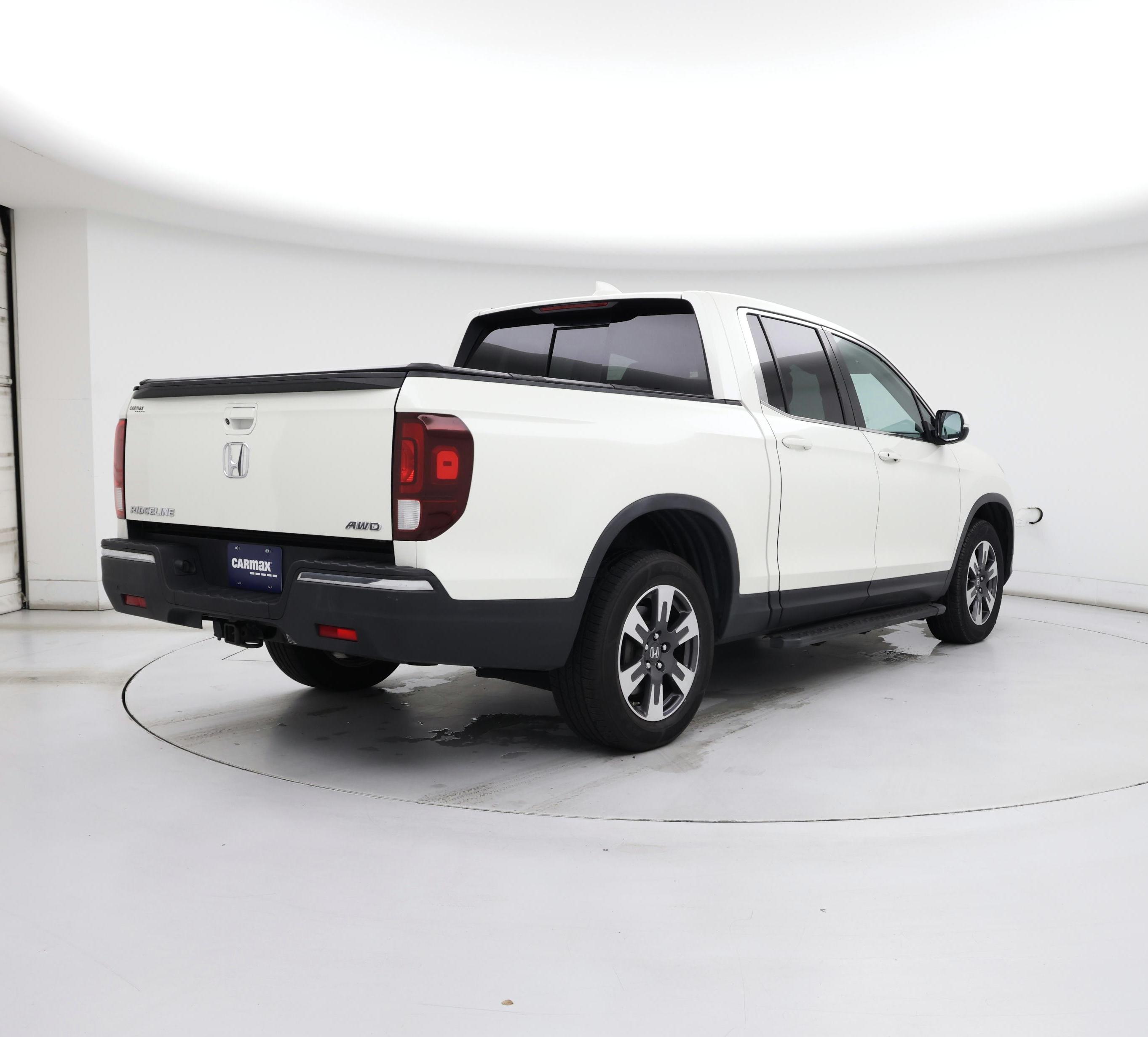 Thumbnail: 2019 Honda Ridgeline - 8