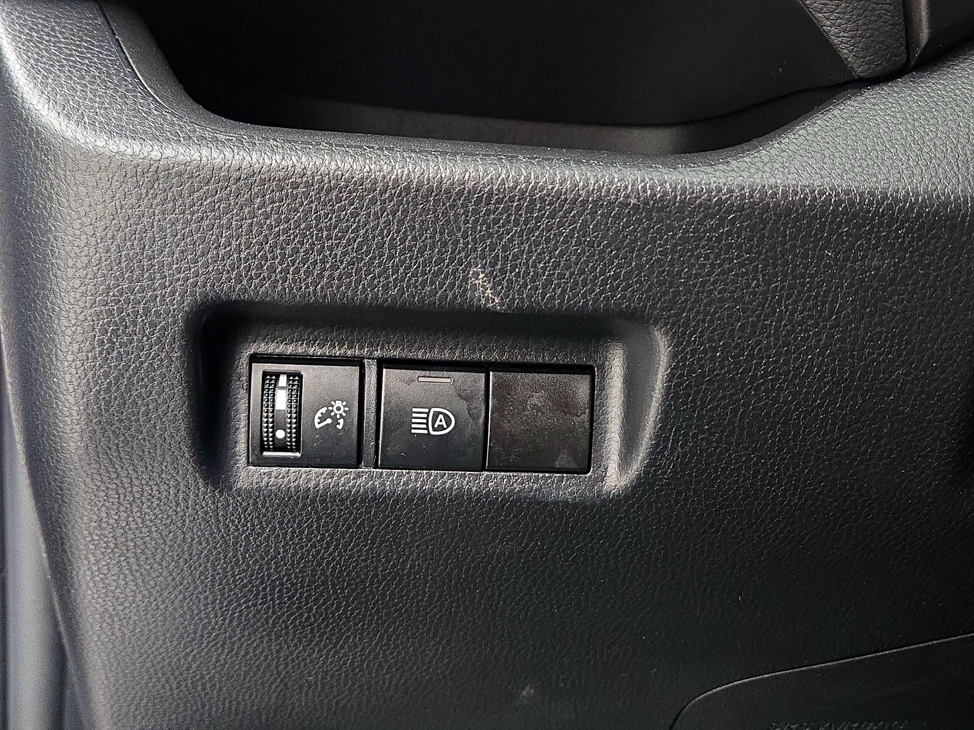 Thumbnail: 2023 Toyota RAV4 - 13