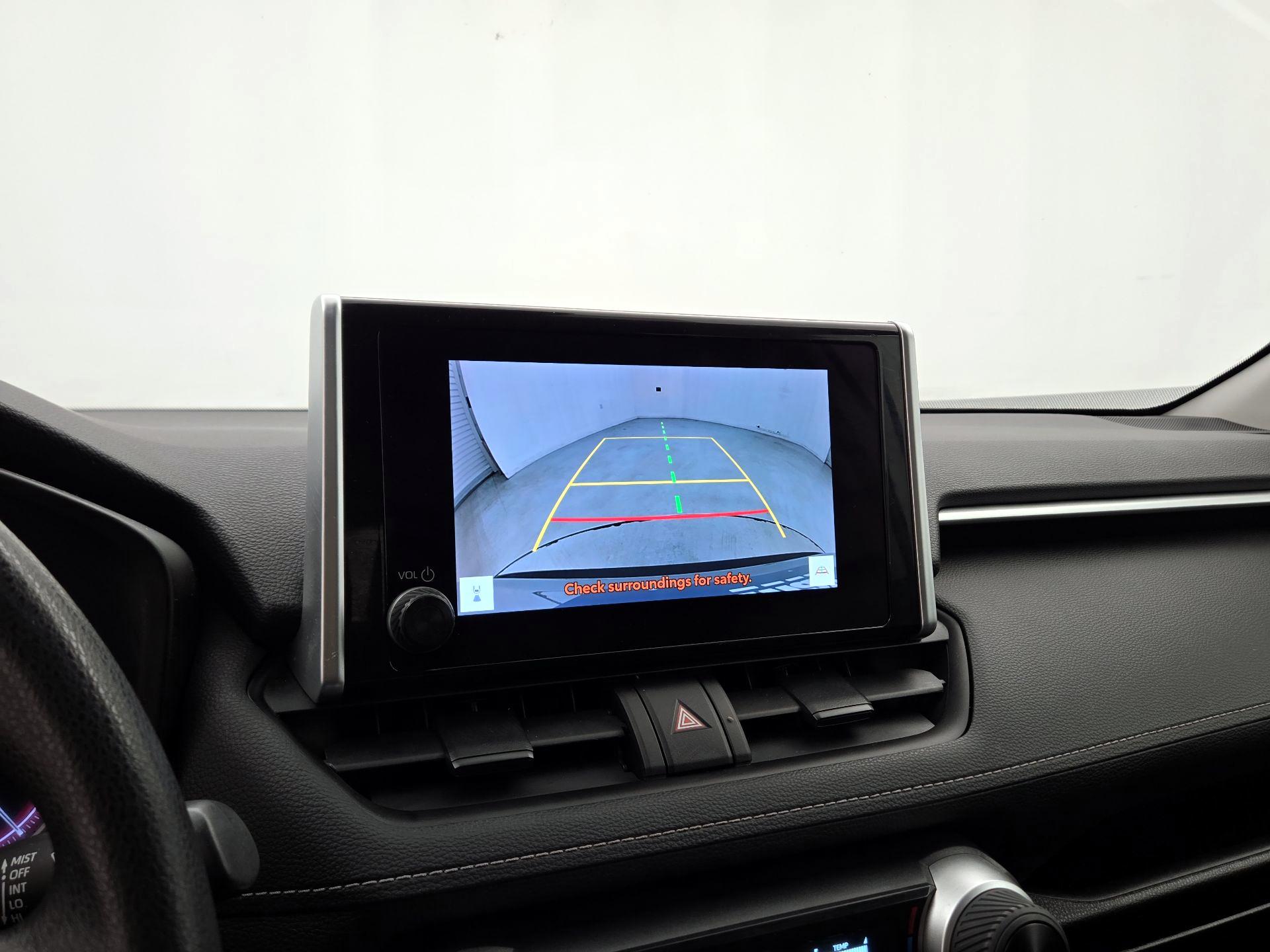 Thumbnail: 2023 Toyota RAV4 - 14