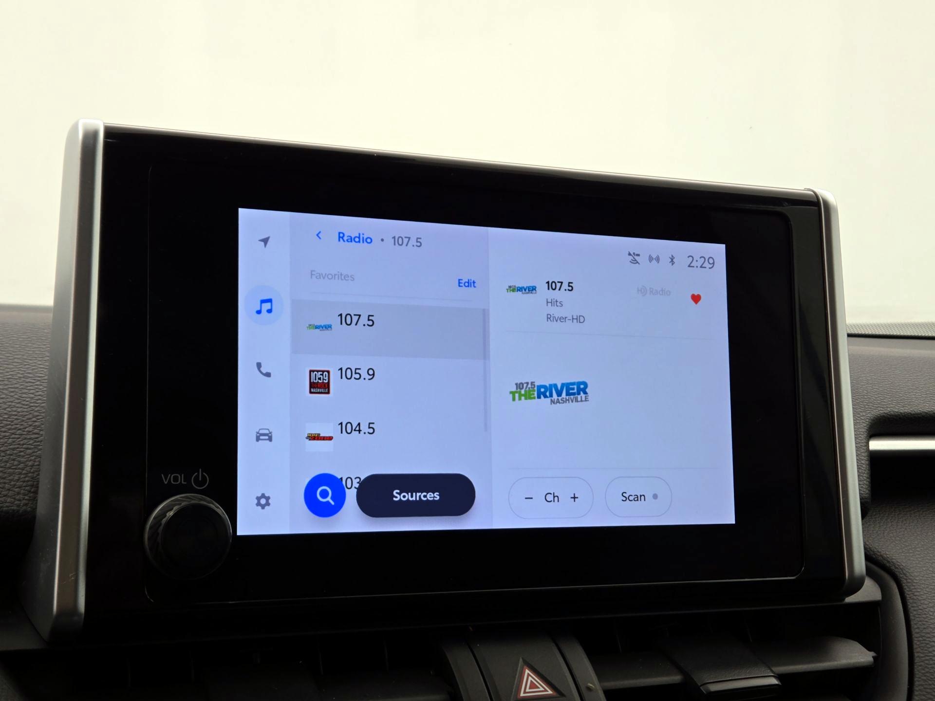 Thumbnail: 2023 Toyota RAV4 - 15