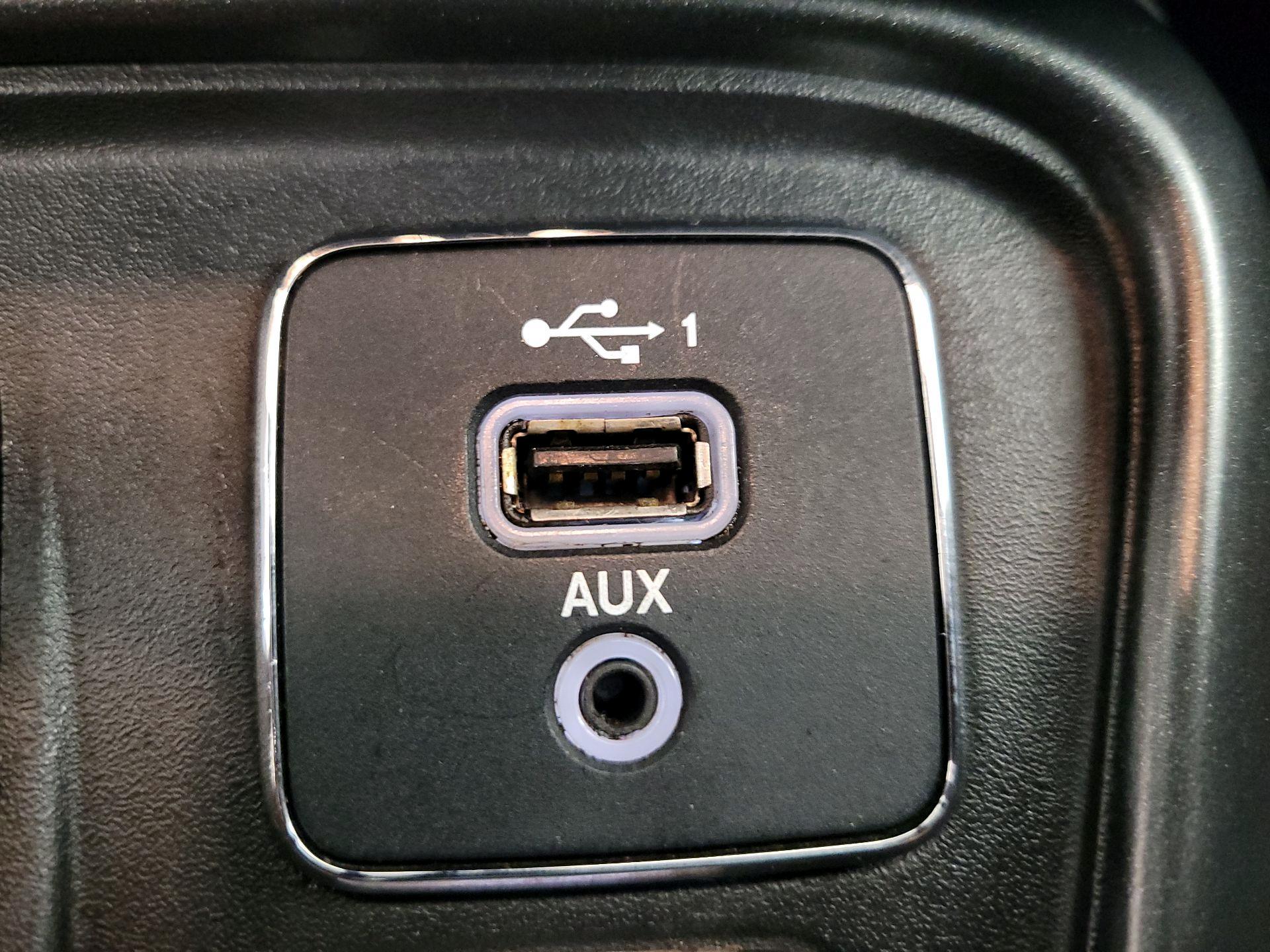 Thumbnail: 2020 Jeep Compass - 19