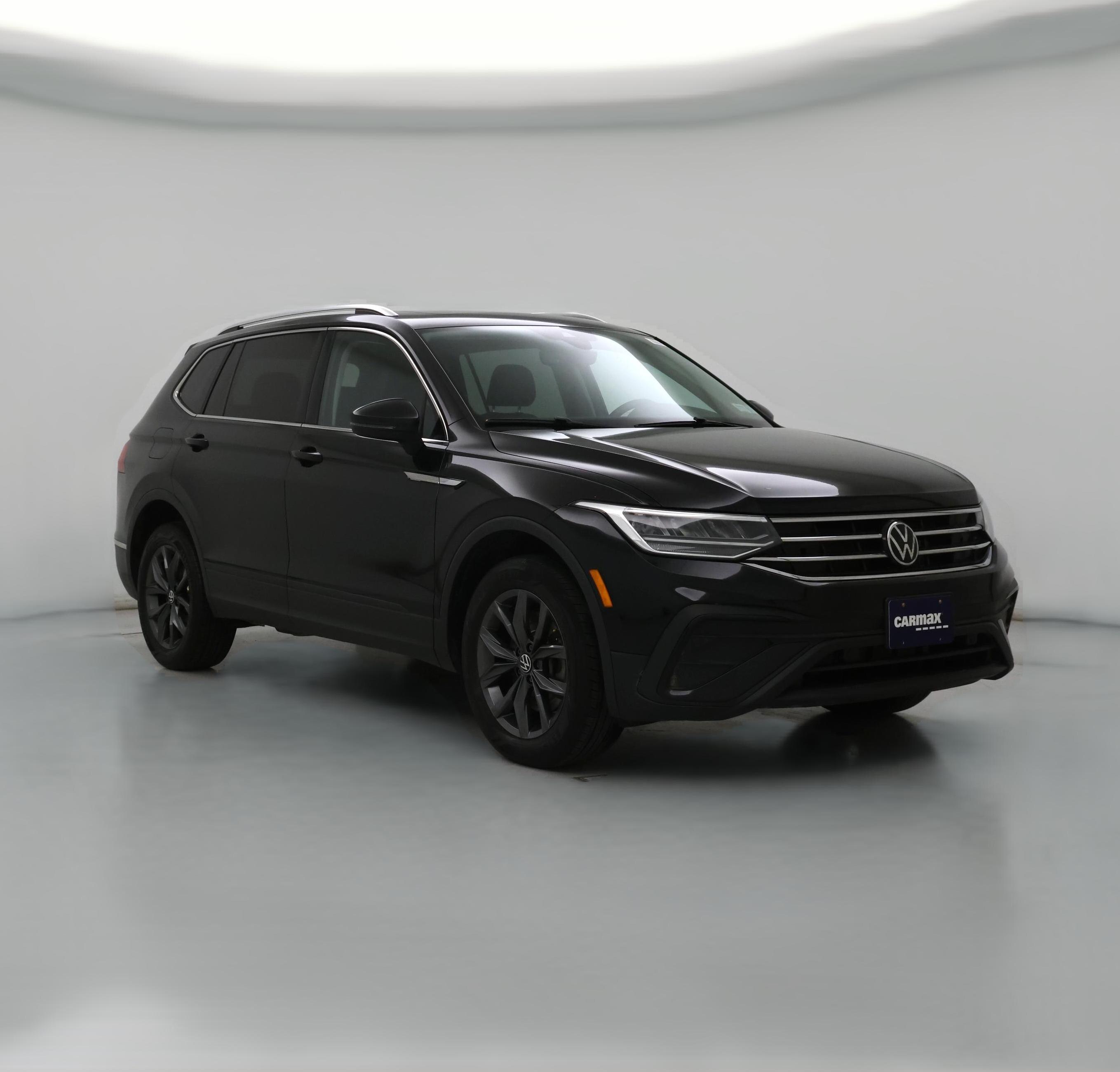 Thumbnail: 2022 Volkswagen Tiguan - 1