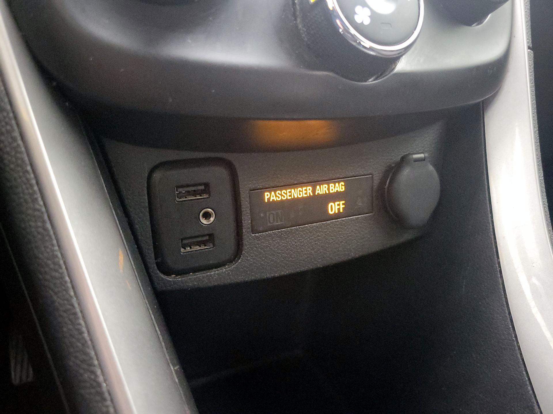 Thumbnail: 2021 Chevrolet Trax - 18