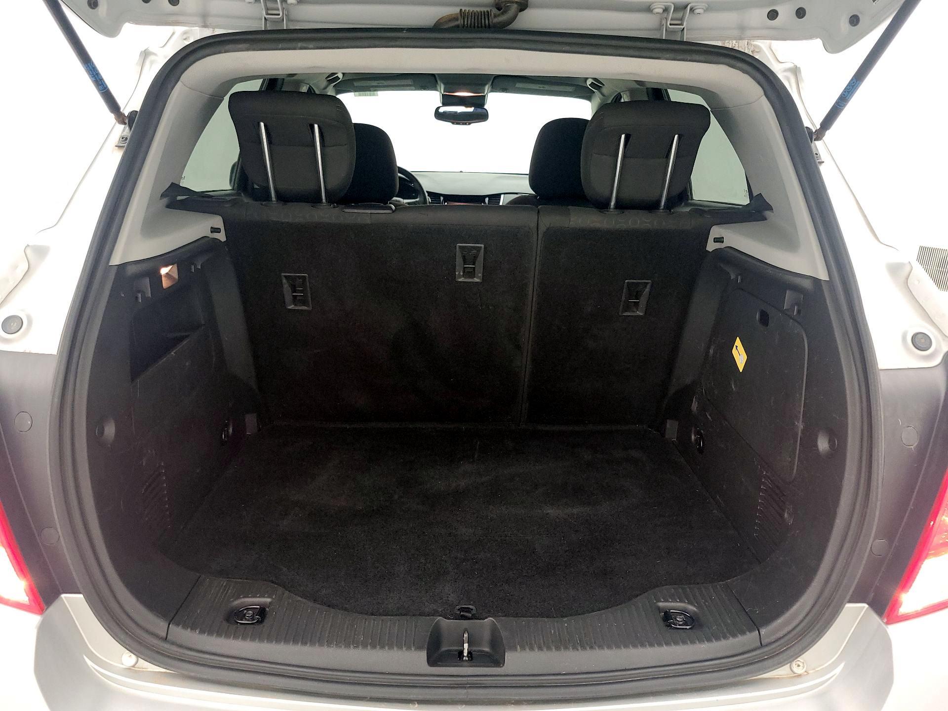 Thumbnail: 2021 Chevrolet Trax - 20