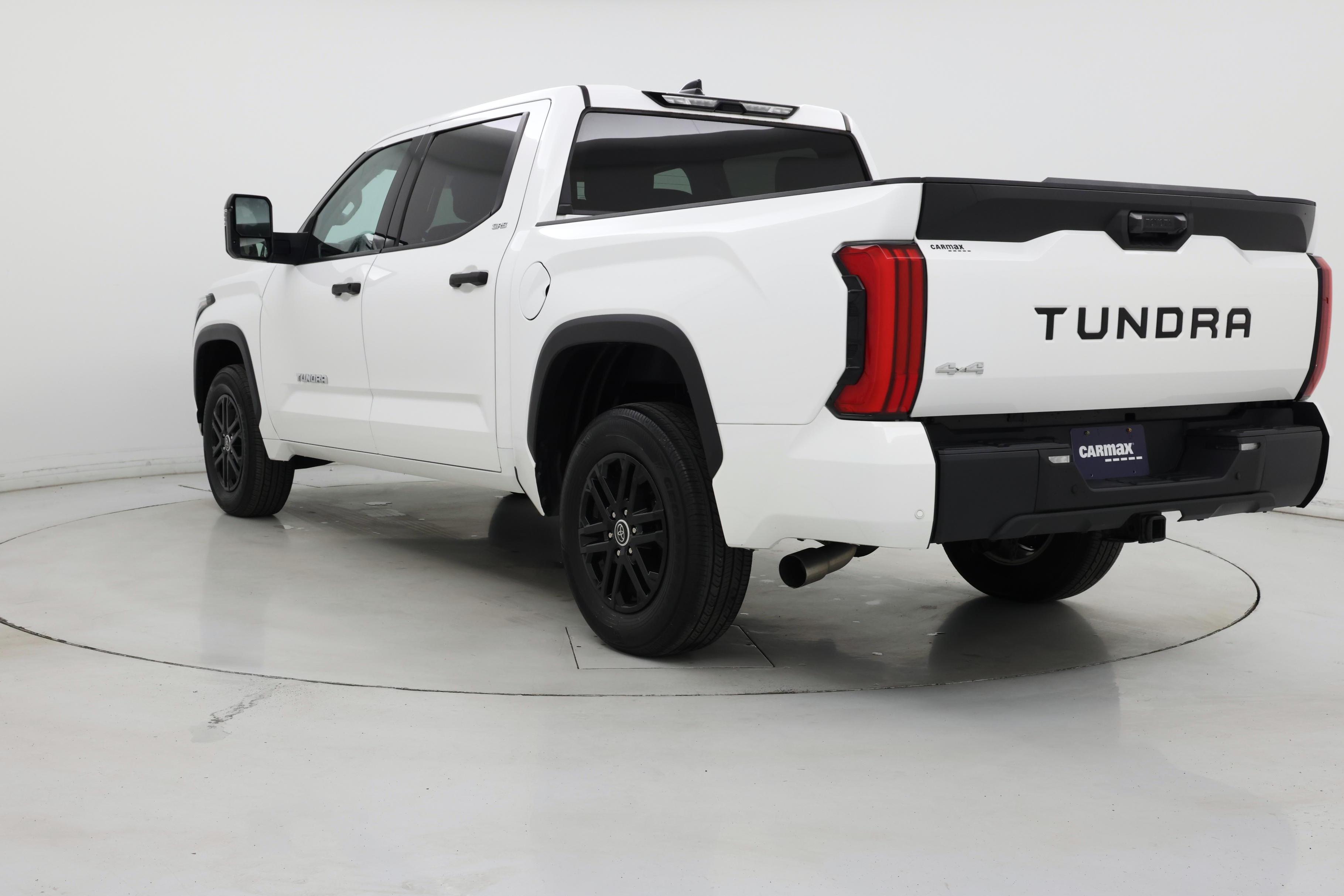 Thumbnail: 2022 Toyota Tundra - 2