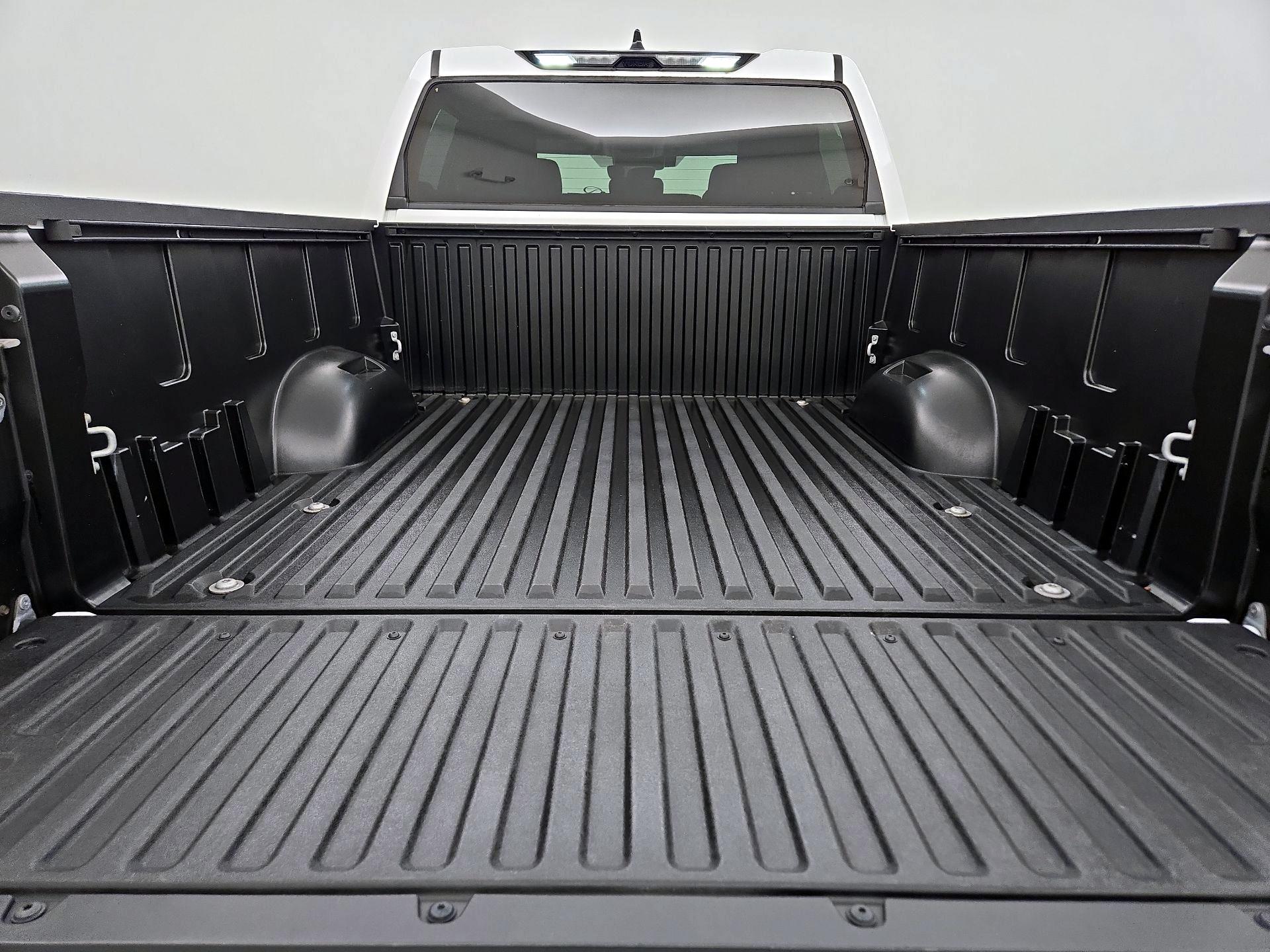 Thumbnail: 2022 Toyota Tundra - 20