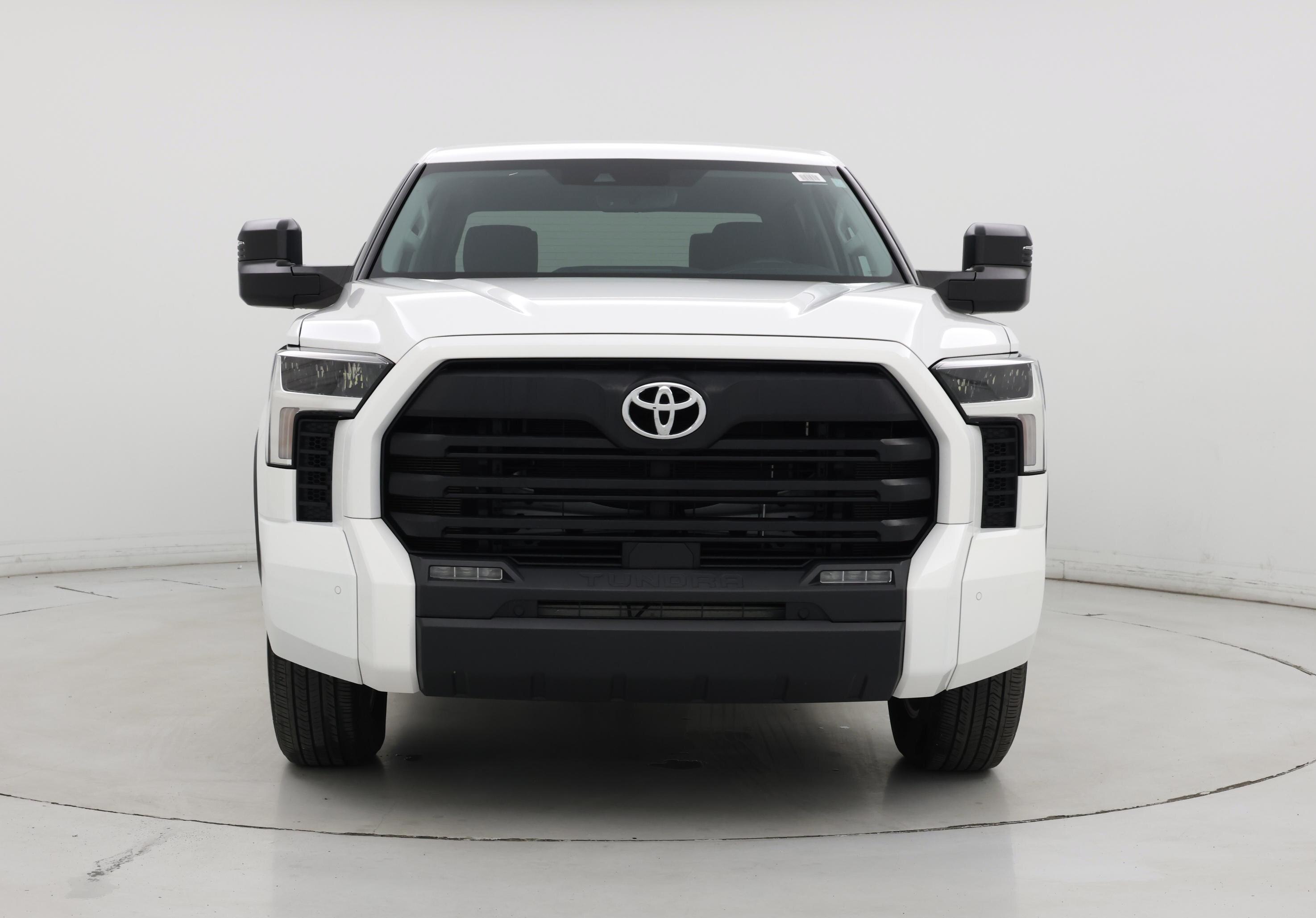 Thumbnail: 2022 Toyota Tundra - 5