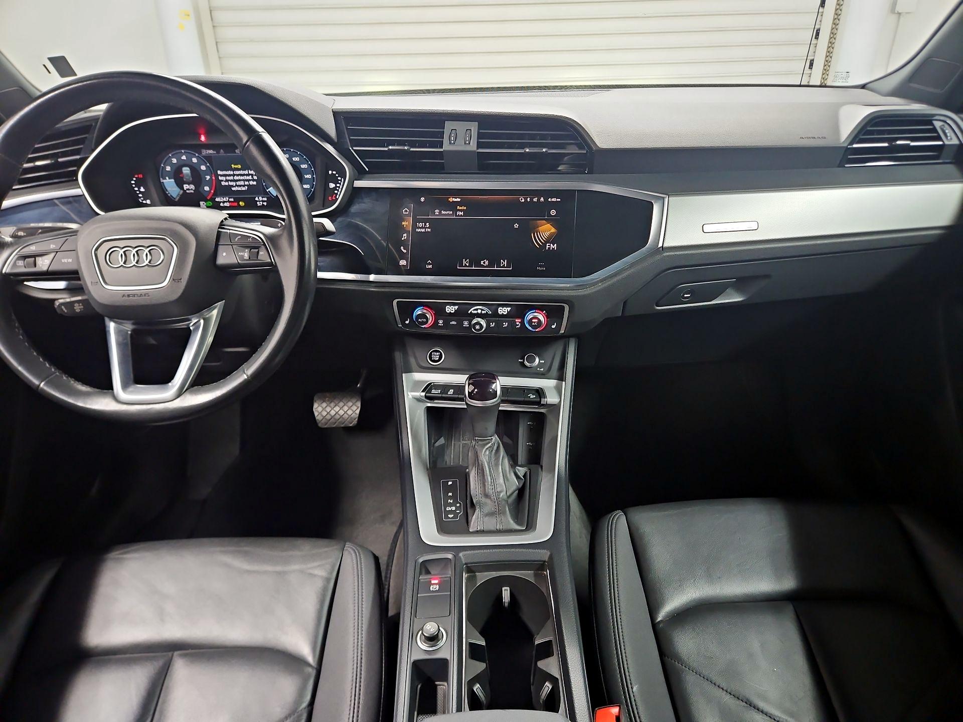 Thumbnail: 2024 Audi Q3 - 9