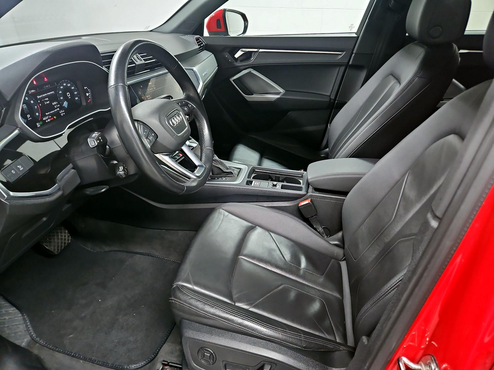 Thumbnail: 2024 Audi Q3 - 11