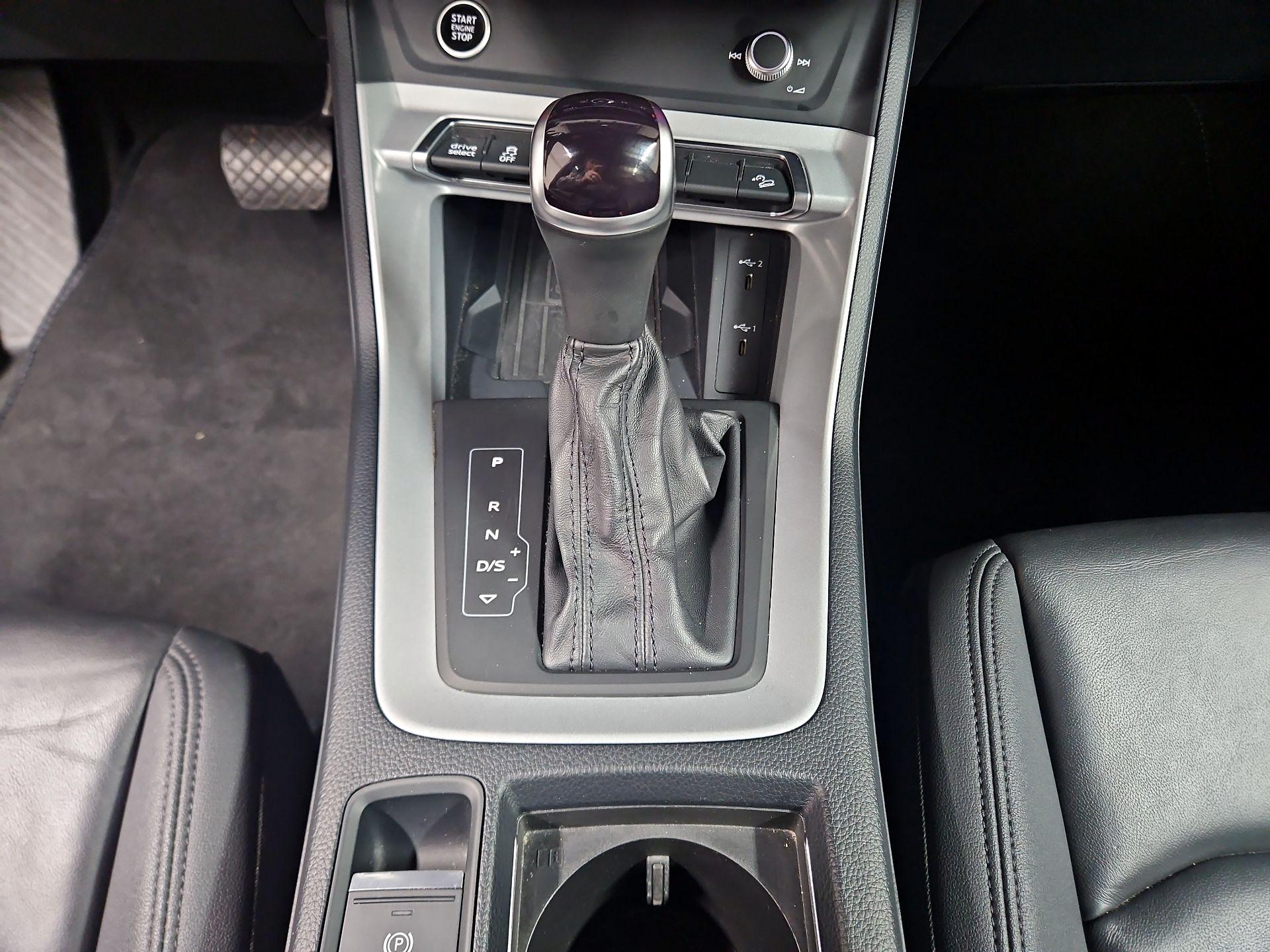 Thumbnail: 2024 Audi Q3 - 17