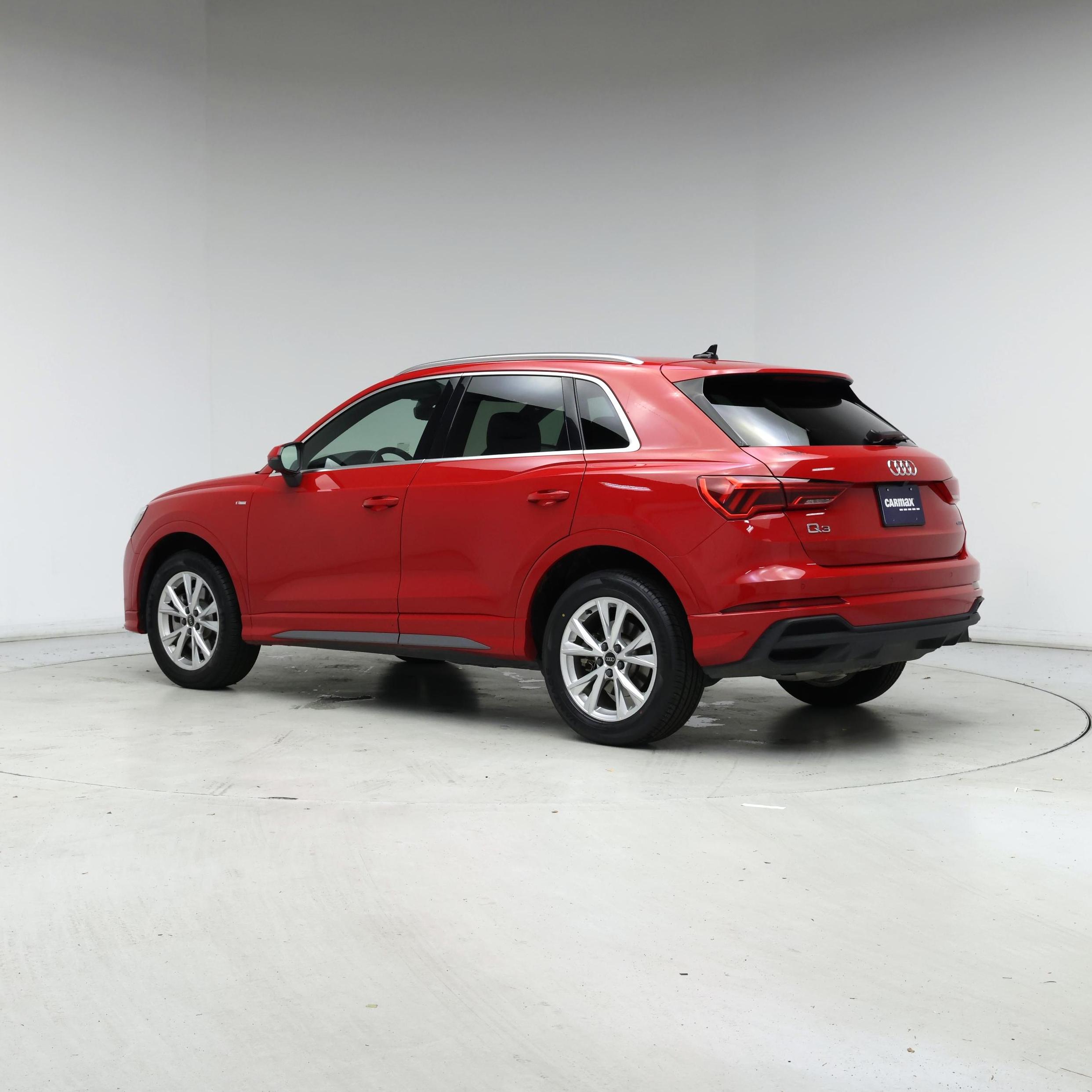 Thumbnail: 2024 Audi Q3 - 2