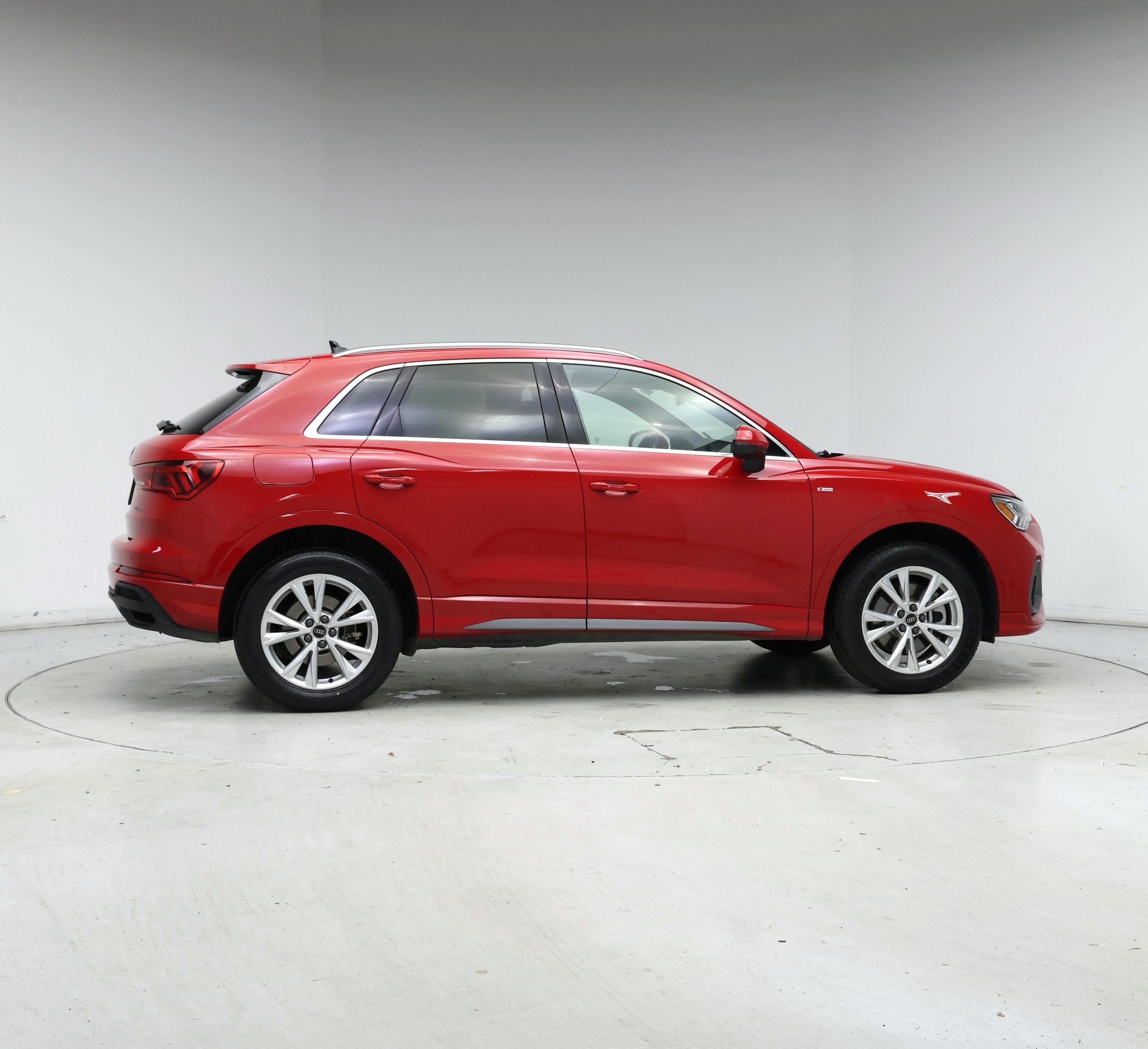 Thumbnail: 2024 Audi Q3 - 7