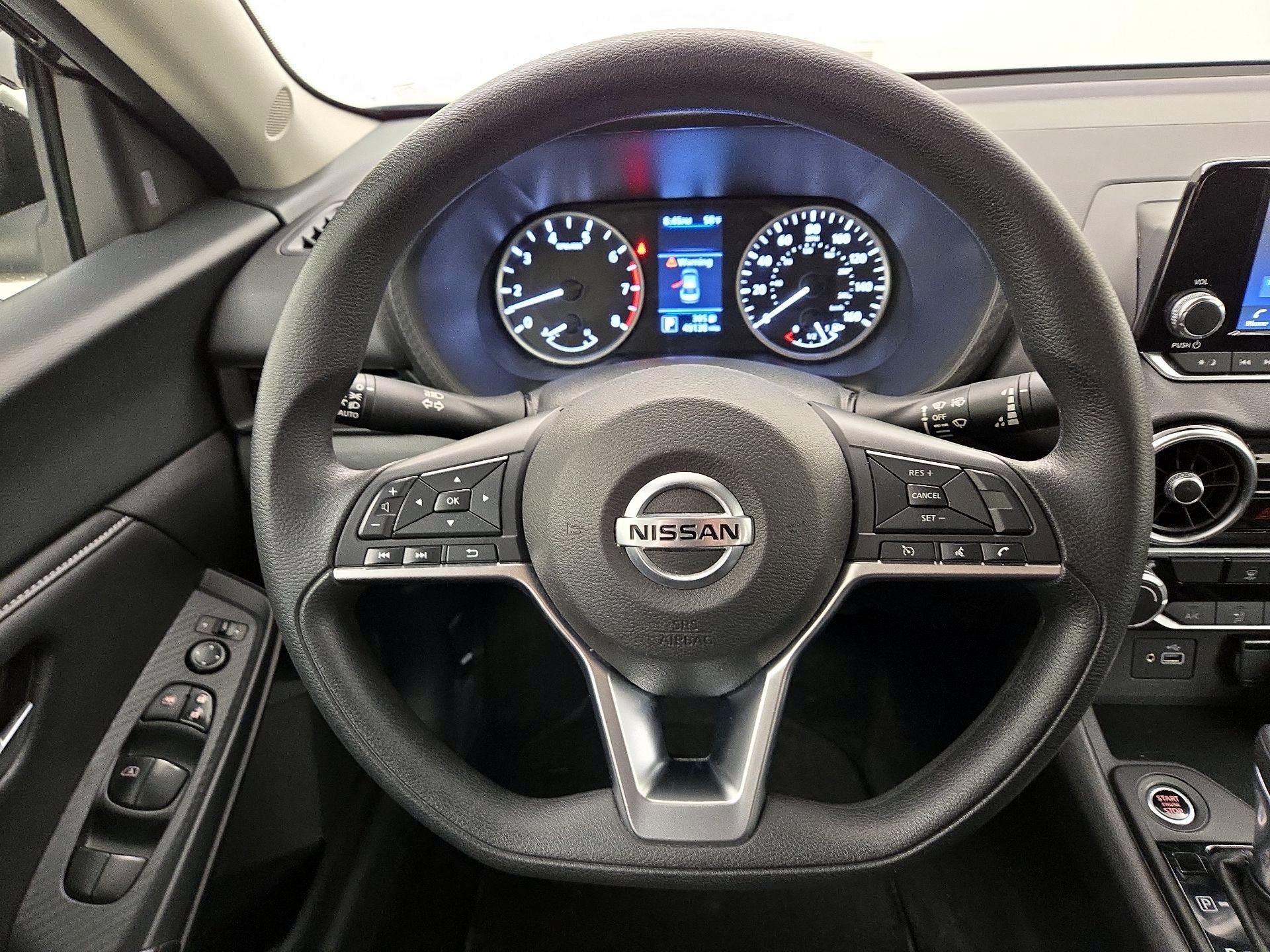 Thumbnail: 2023 Nissan Sentra - 10