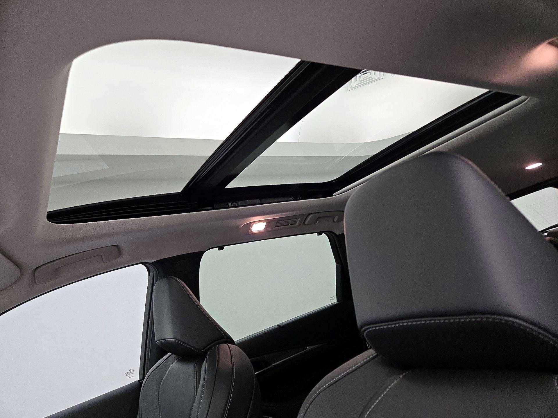 Thumbnail: 2023 INFINITI QX60 - 20