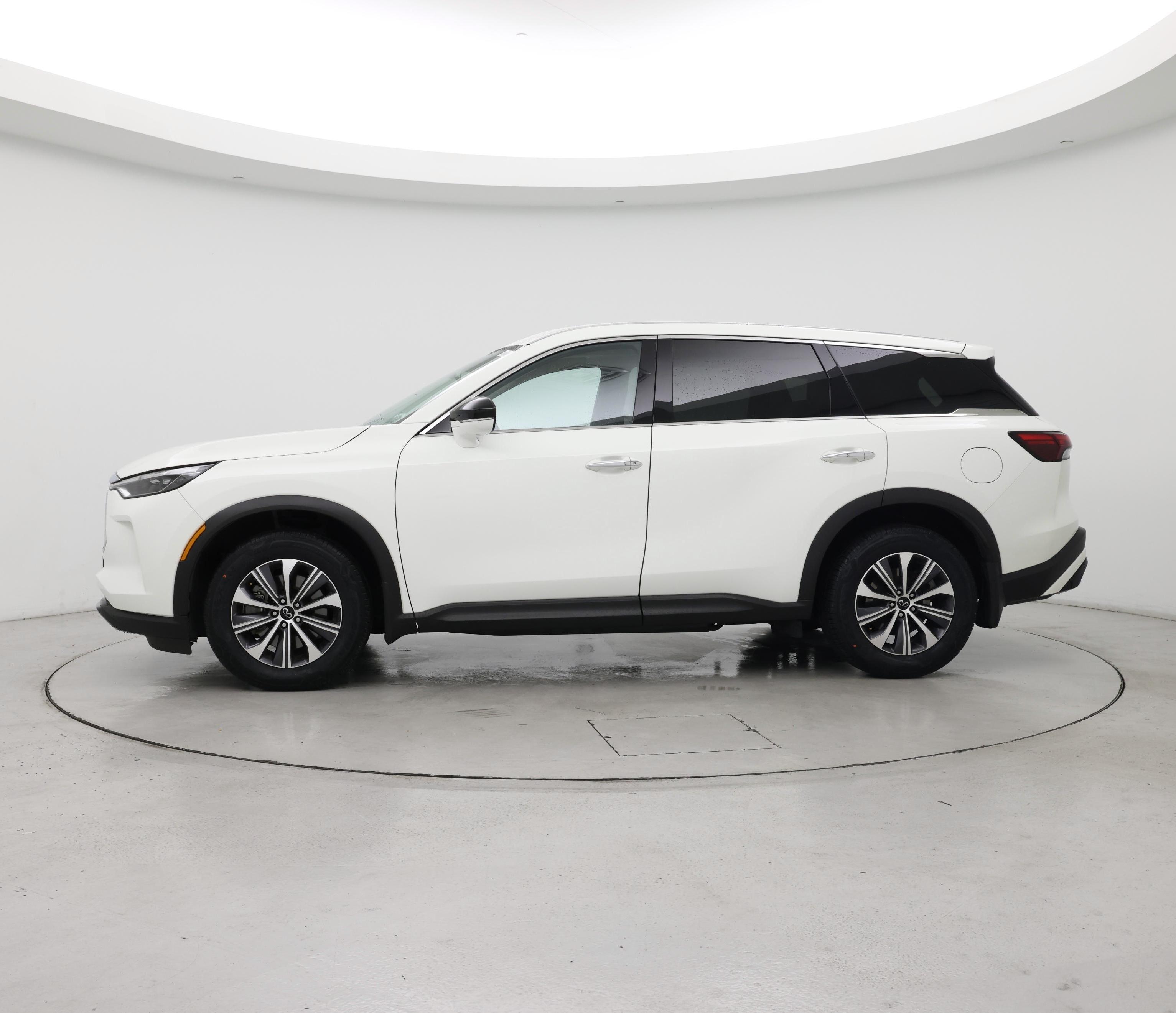 Thumbnail: 2023 INFINITI QX60 - 3