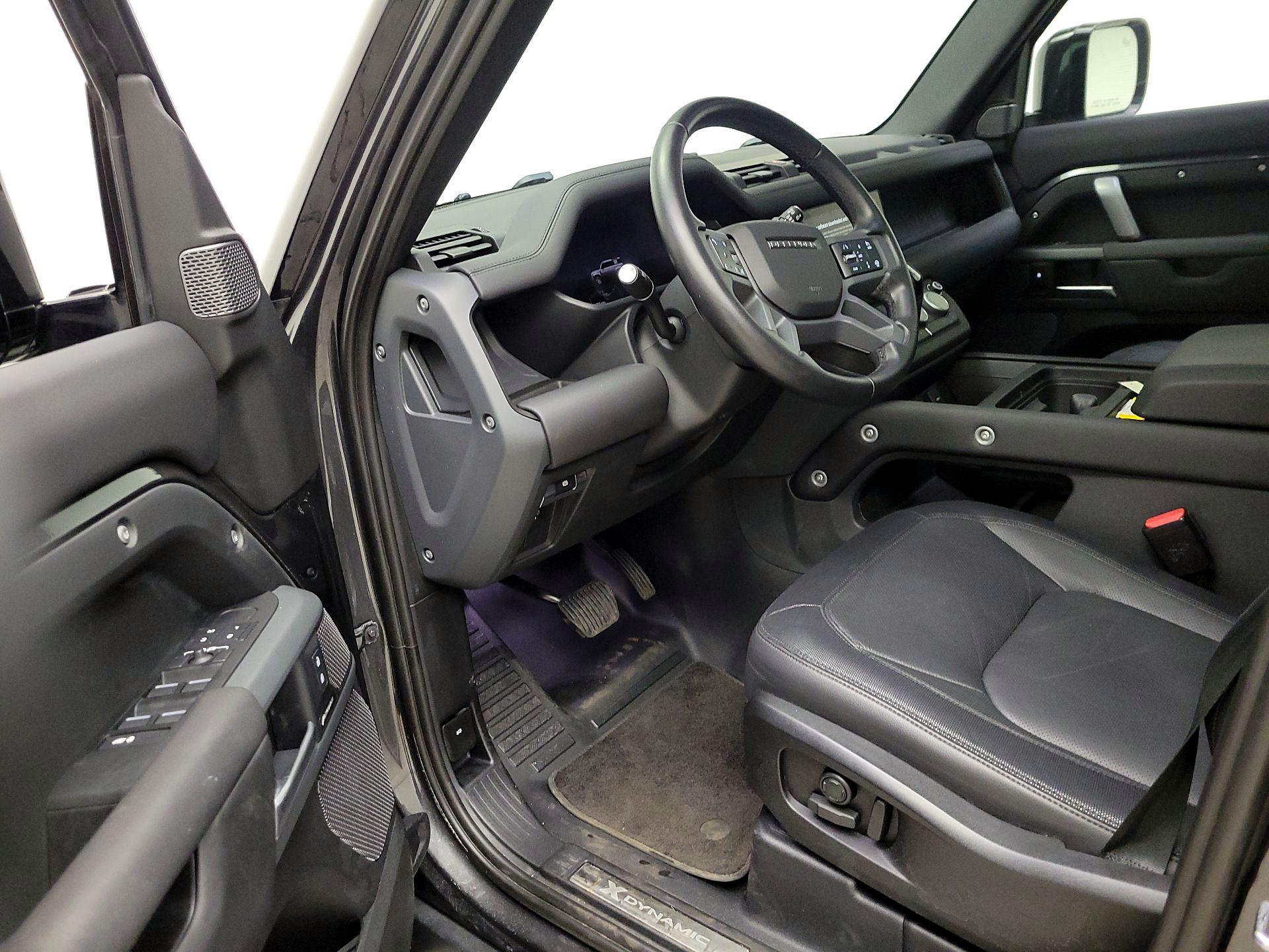 Thumbnail: 2024 Land Rover Defender - 11